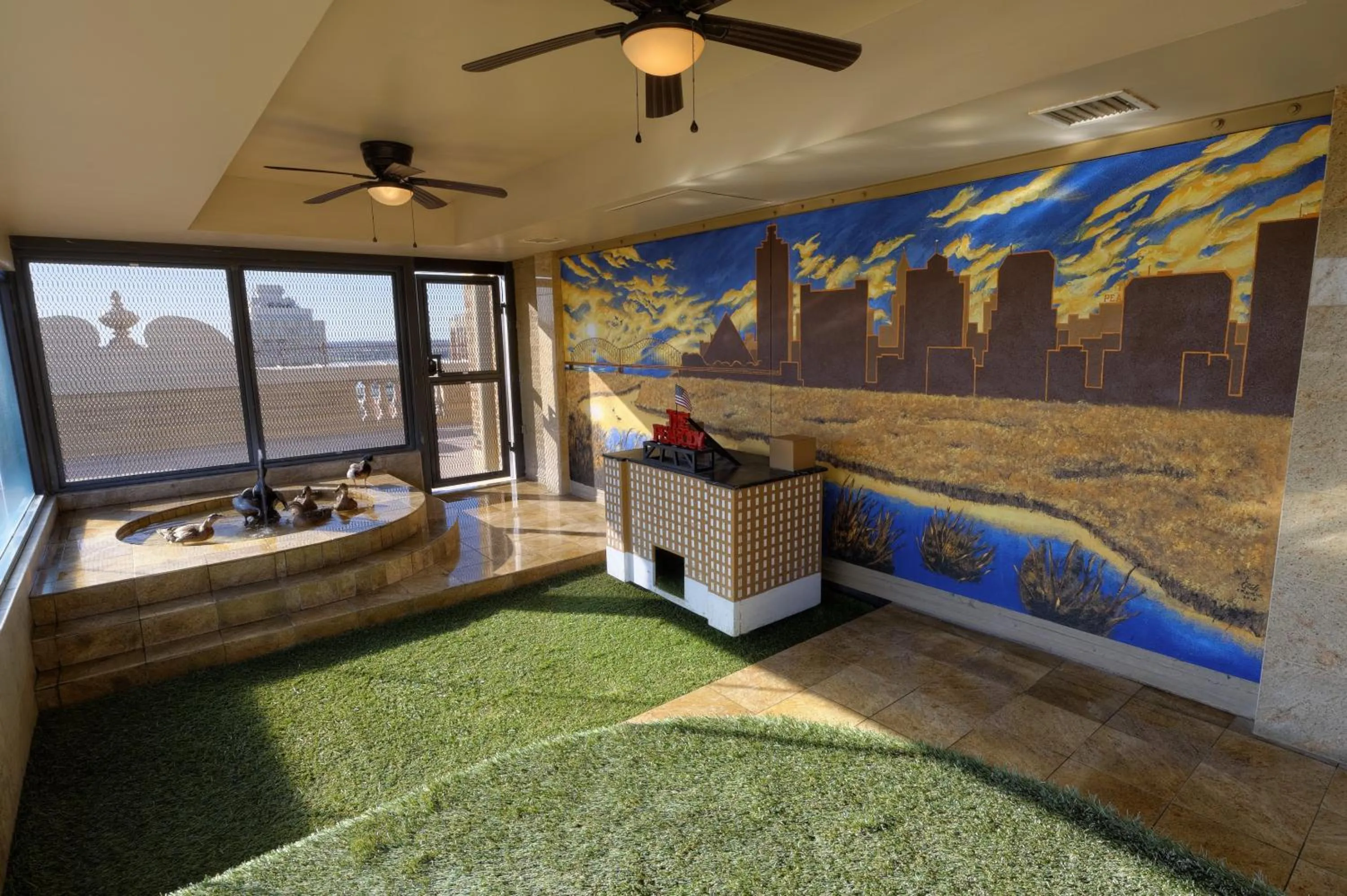 Animals in Peabody Memphis