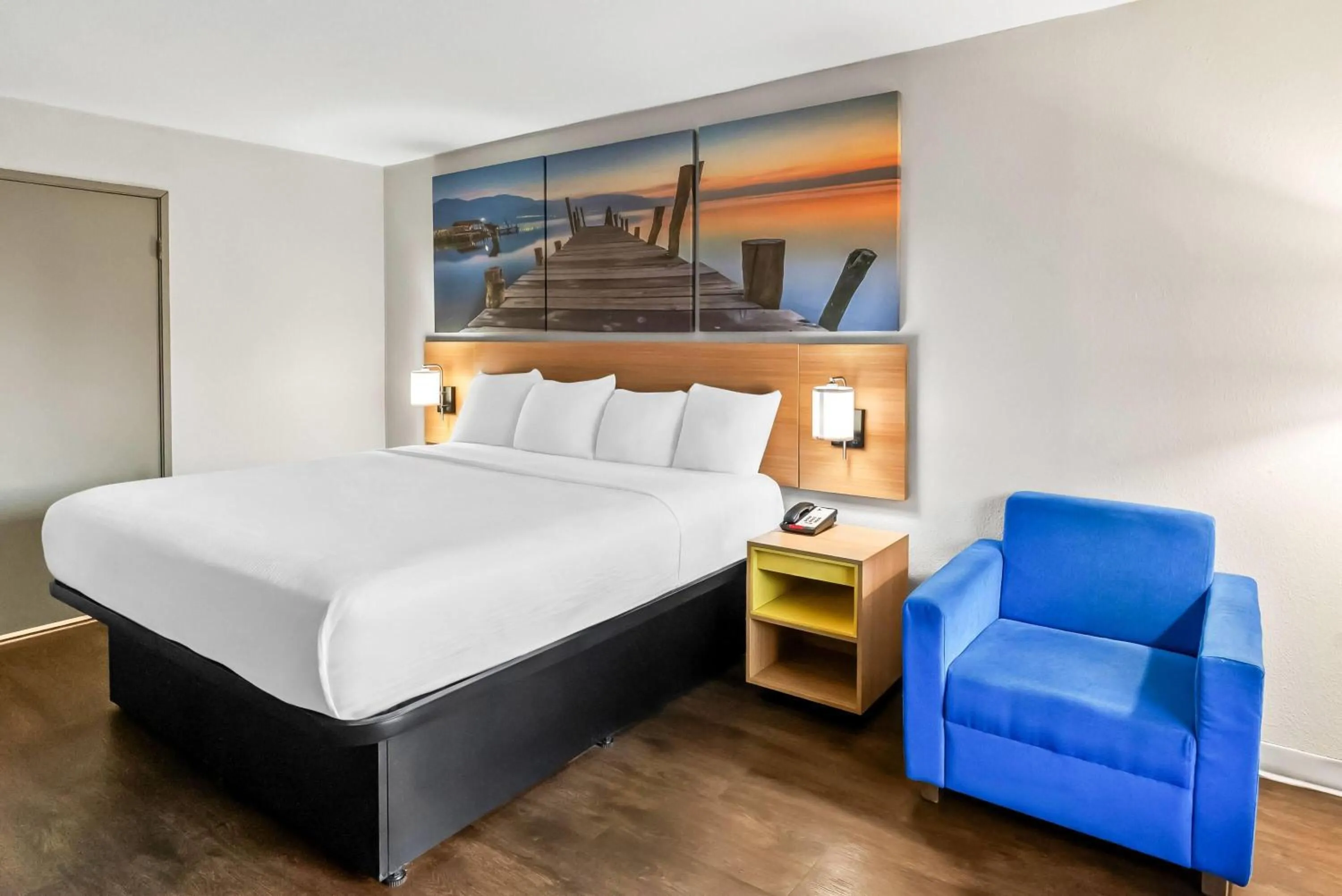 Bed in Days Inn by Wyndham Aiken - Interstate Hwy 20