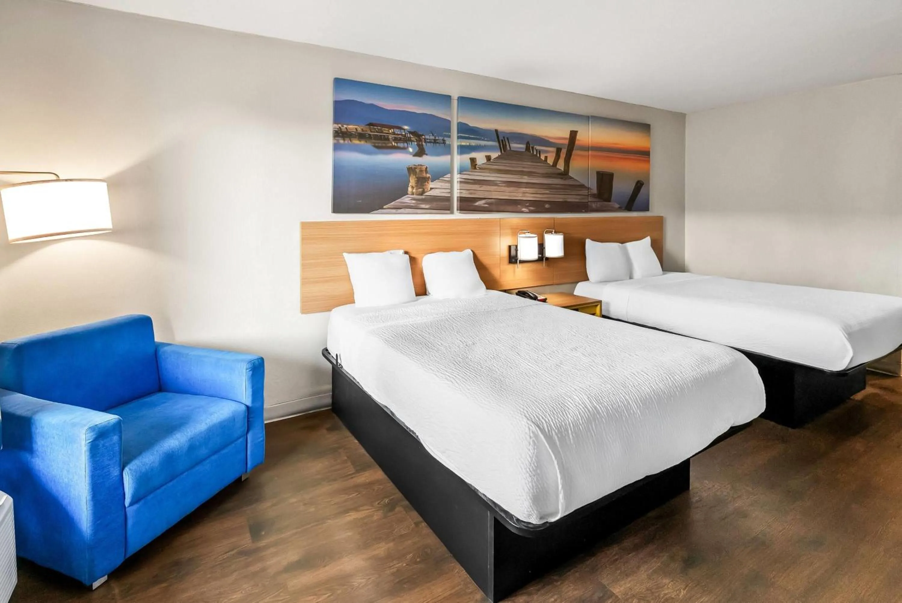 Bed in Days Inn by Wyndham Aiken - Interstate Hwy 20