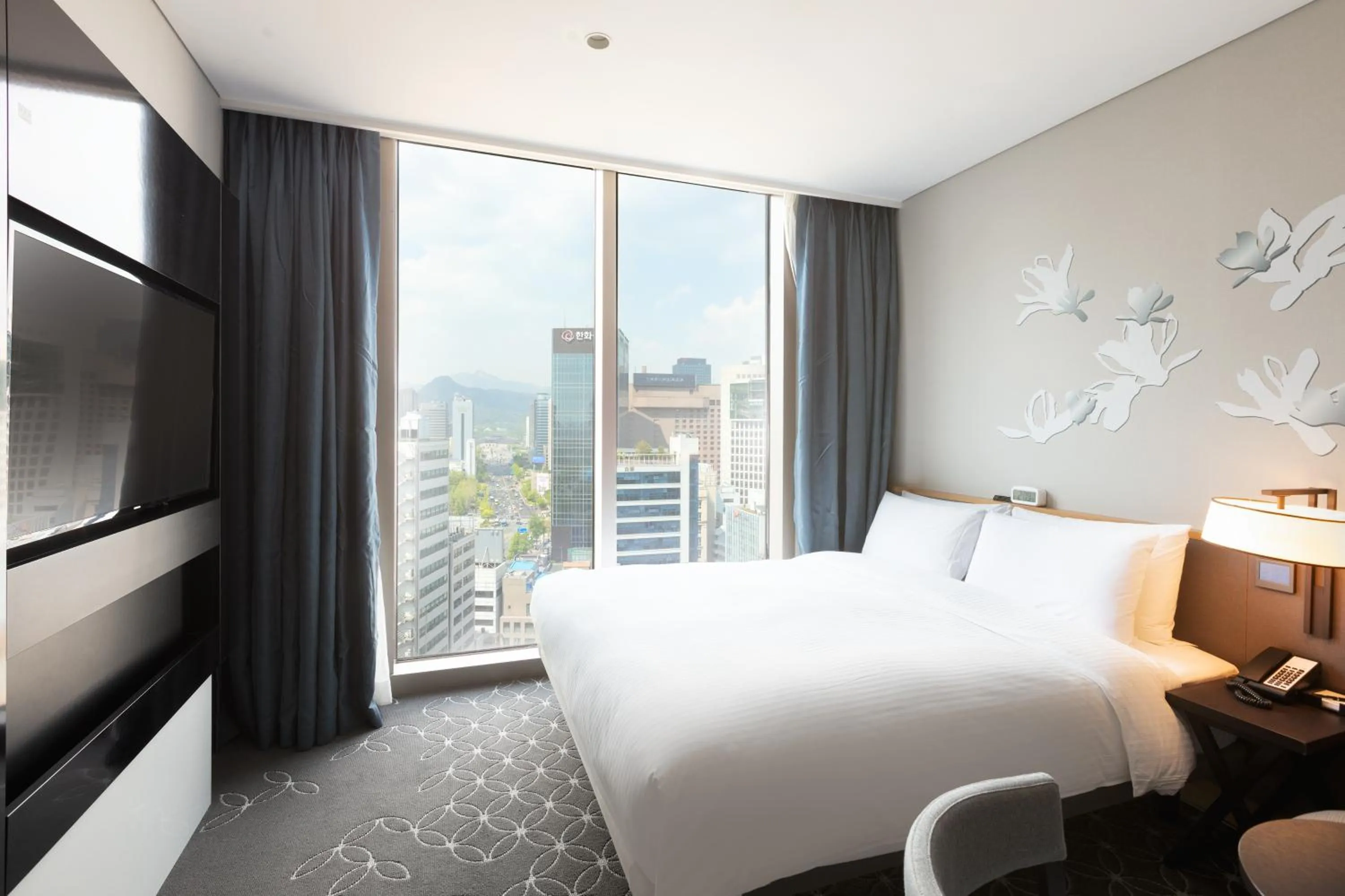 Decorative detail, Bed in Hotel Gracery Seoul