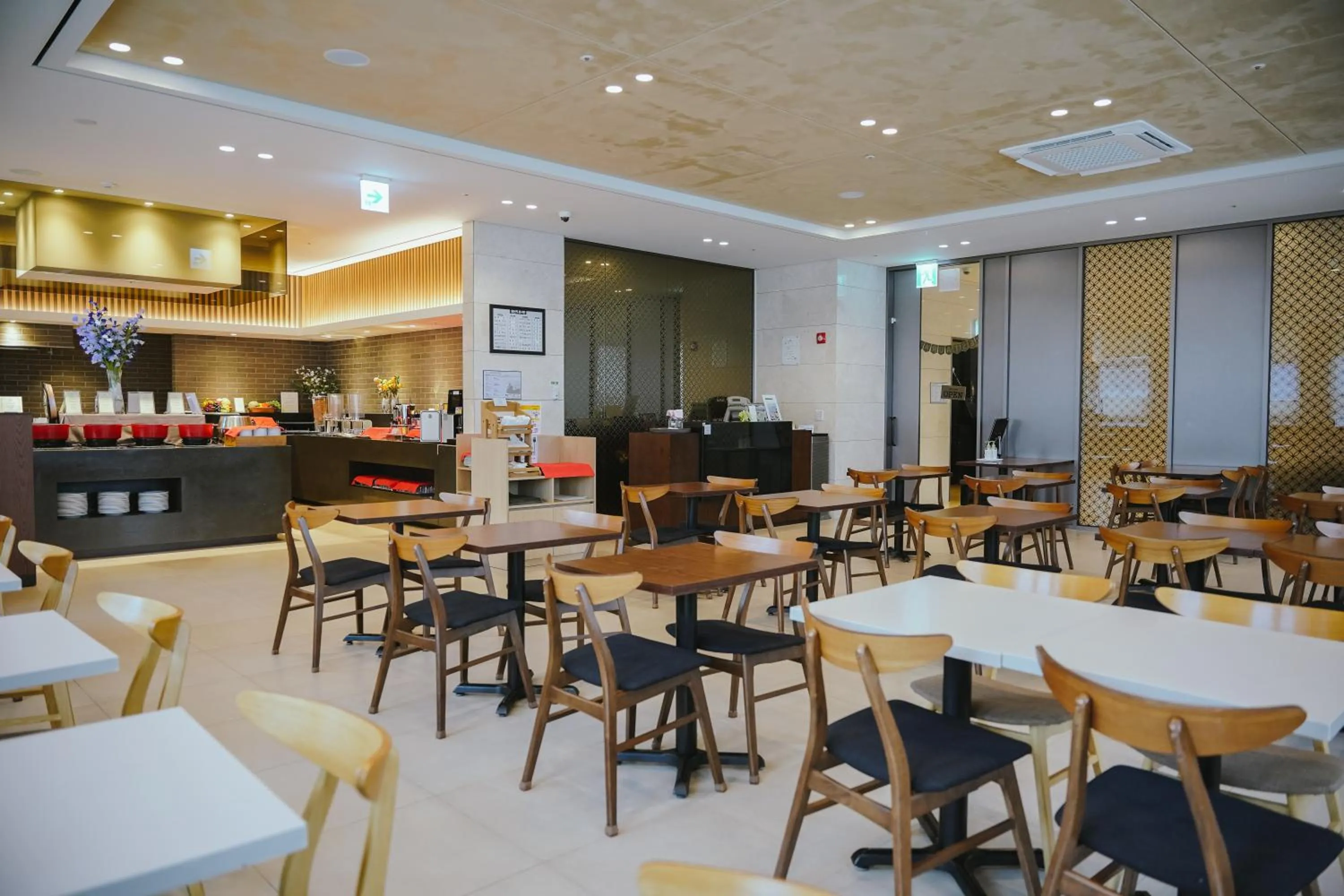 Restaurant/places to eat in Hotel Gracery Seoul