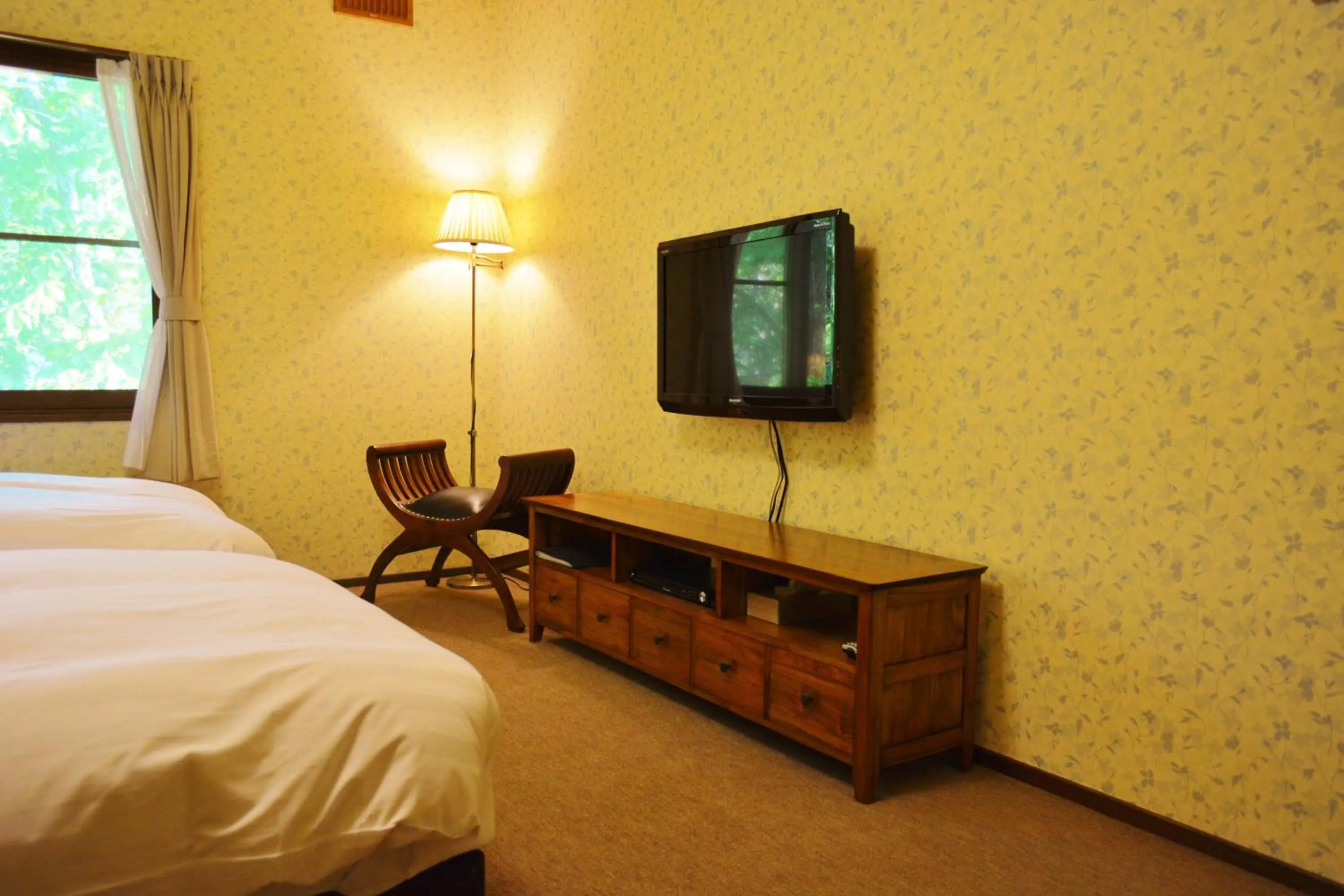 Photo of the whole room, Bed in Hakuba Skala Inn