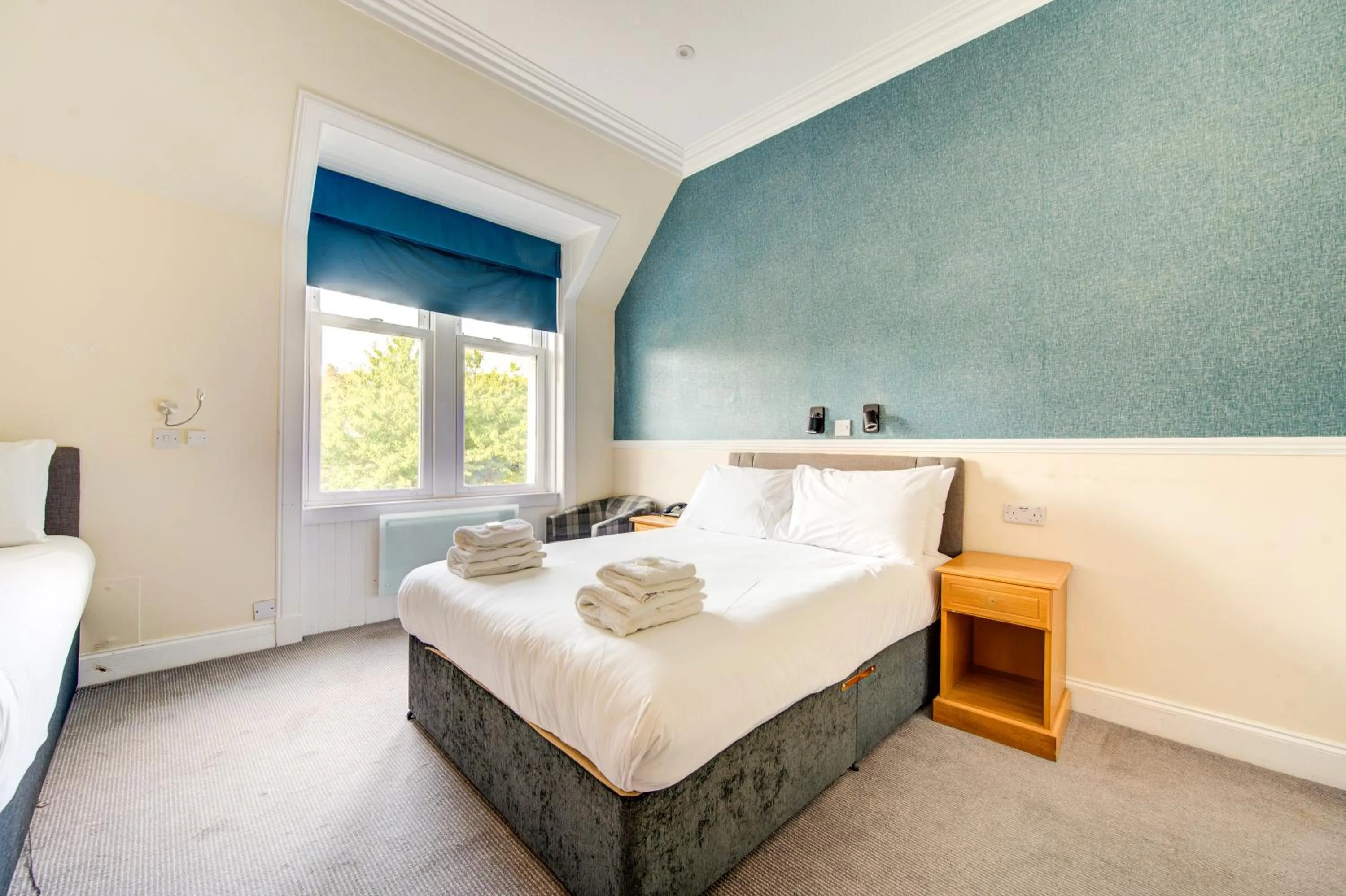 Bed in The Morar Hotel