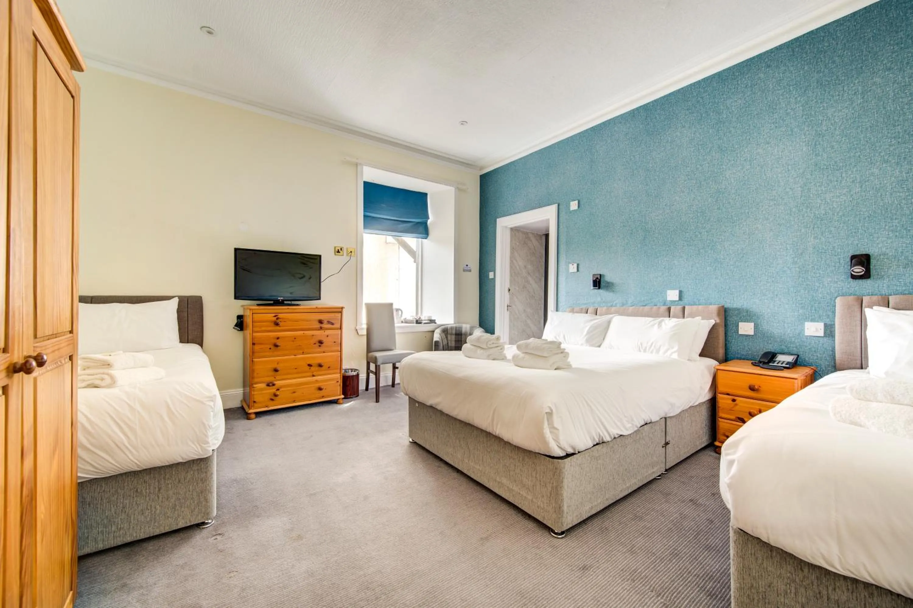 Bed in The Morar Hotel