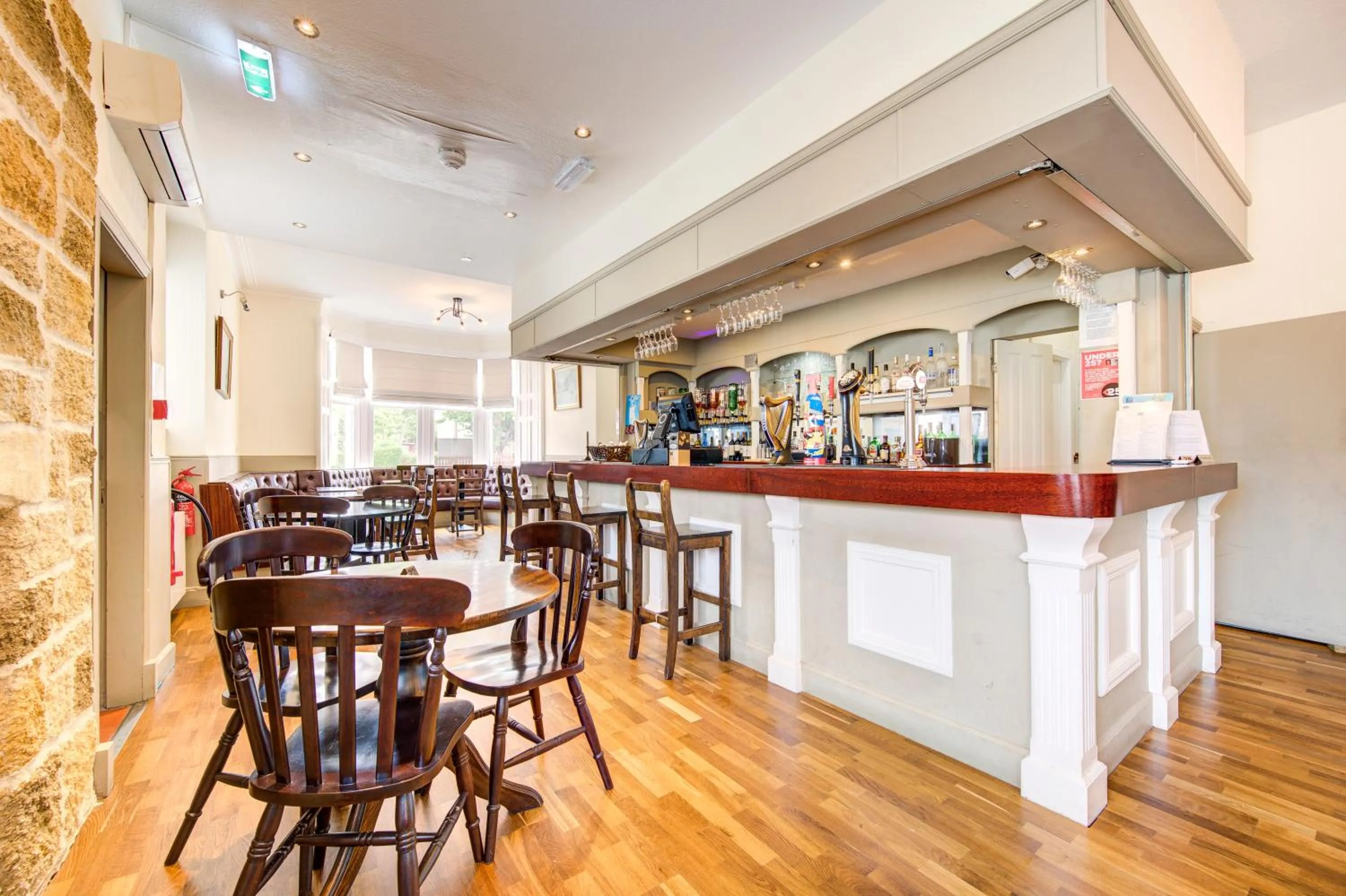 Lounge or bar in The Morar Hotel