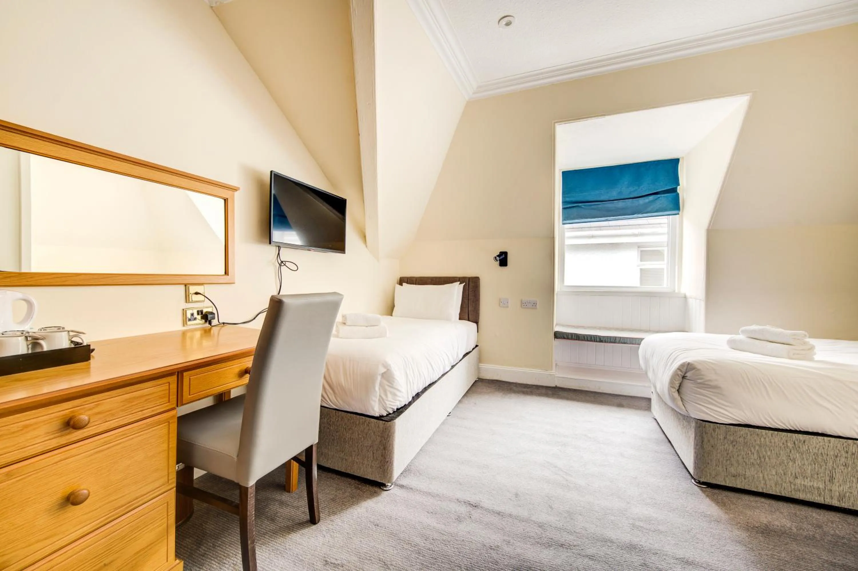 Bed in The Morar Hotel