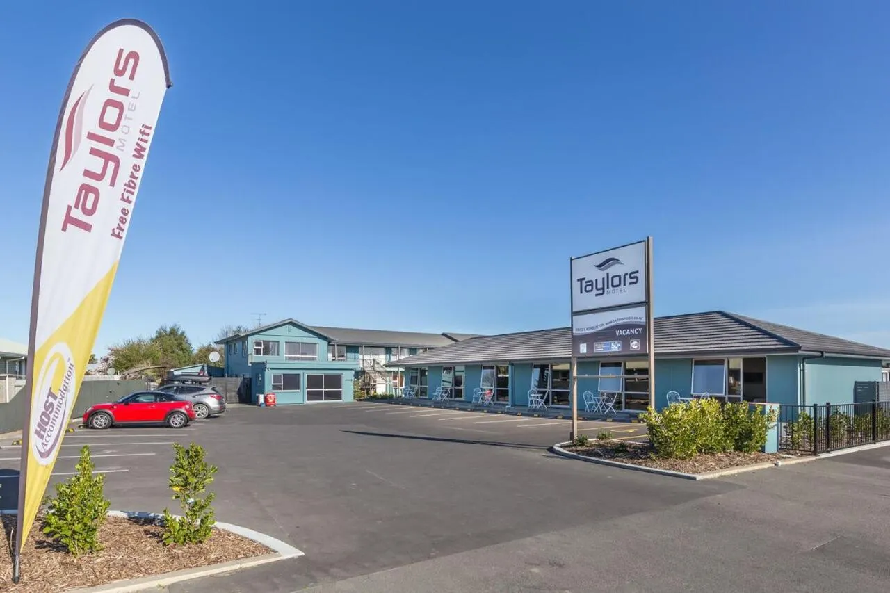 Taylors Motel
