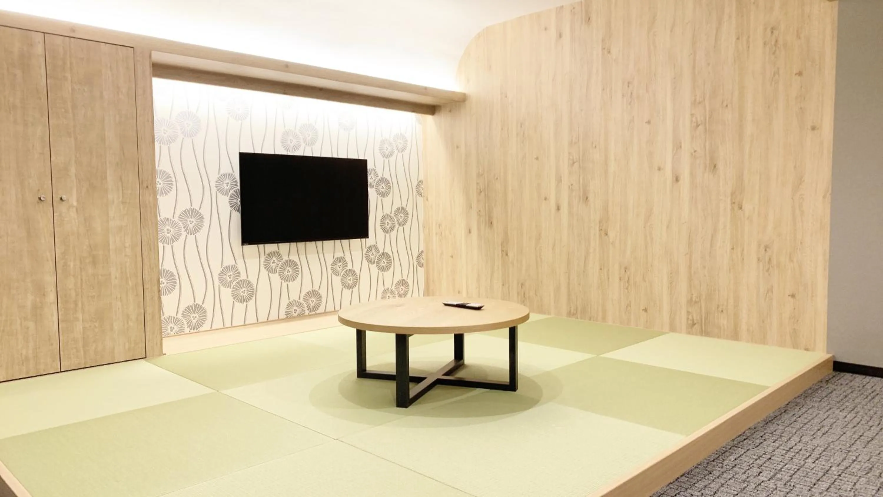 First Cabin Midosuji Namba