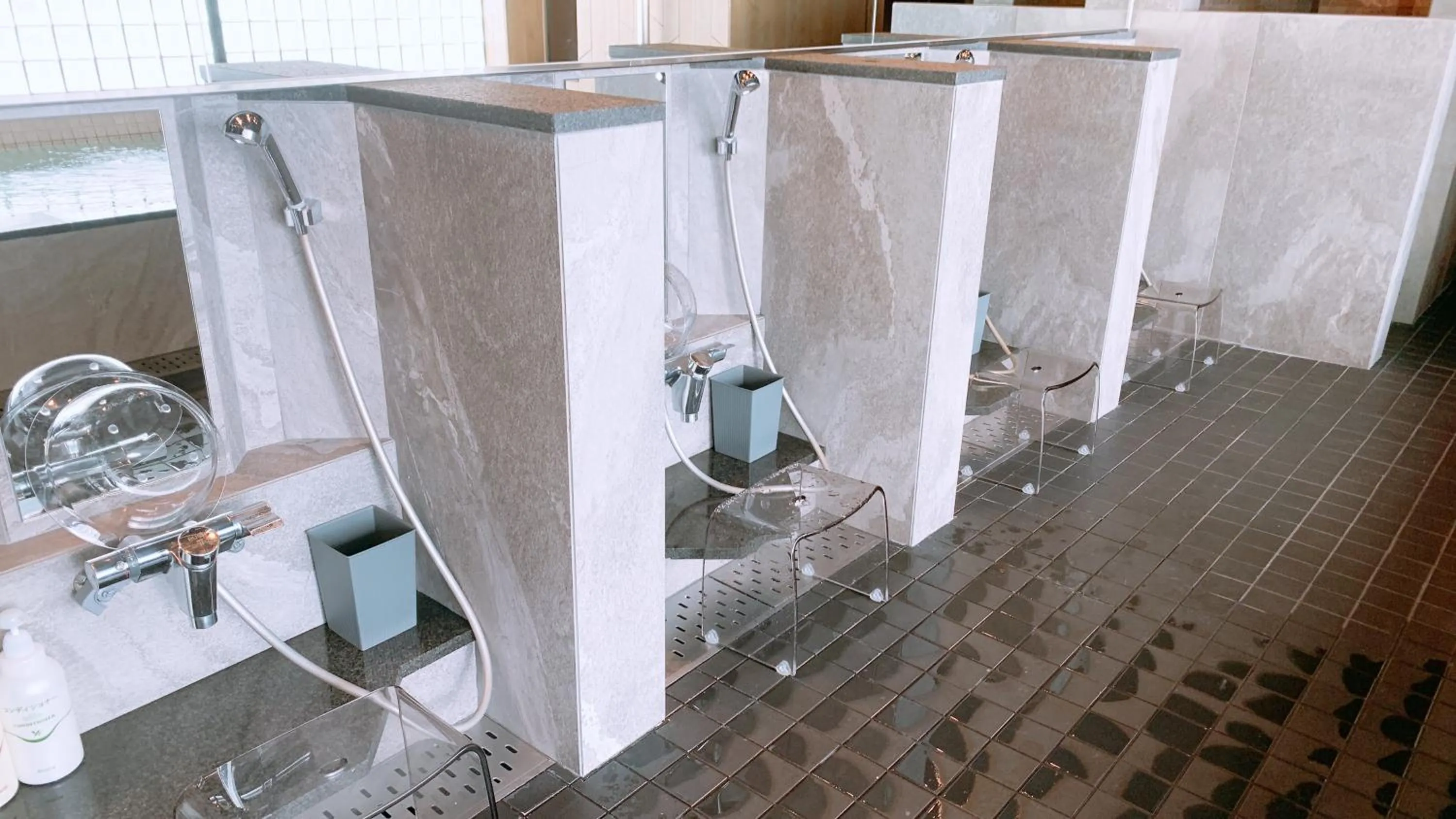 First Cabin Midosuji Namba