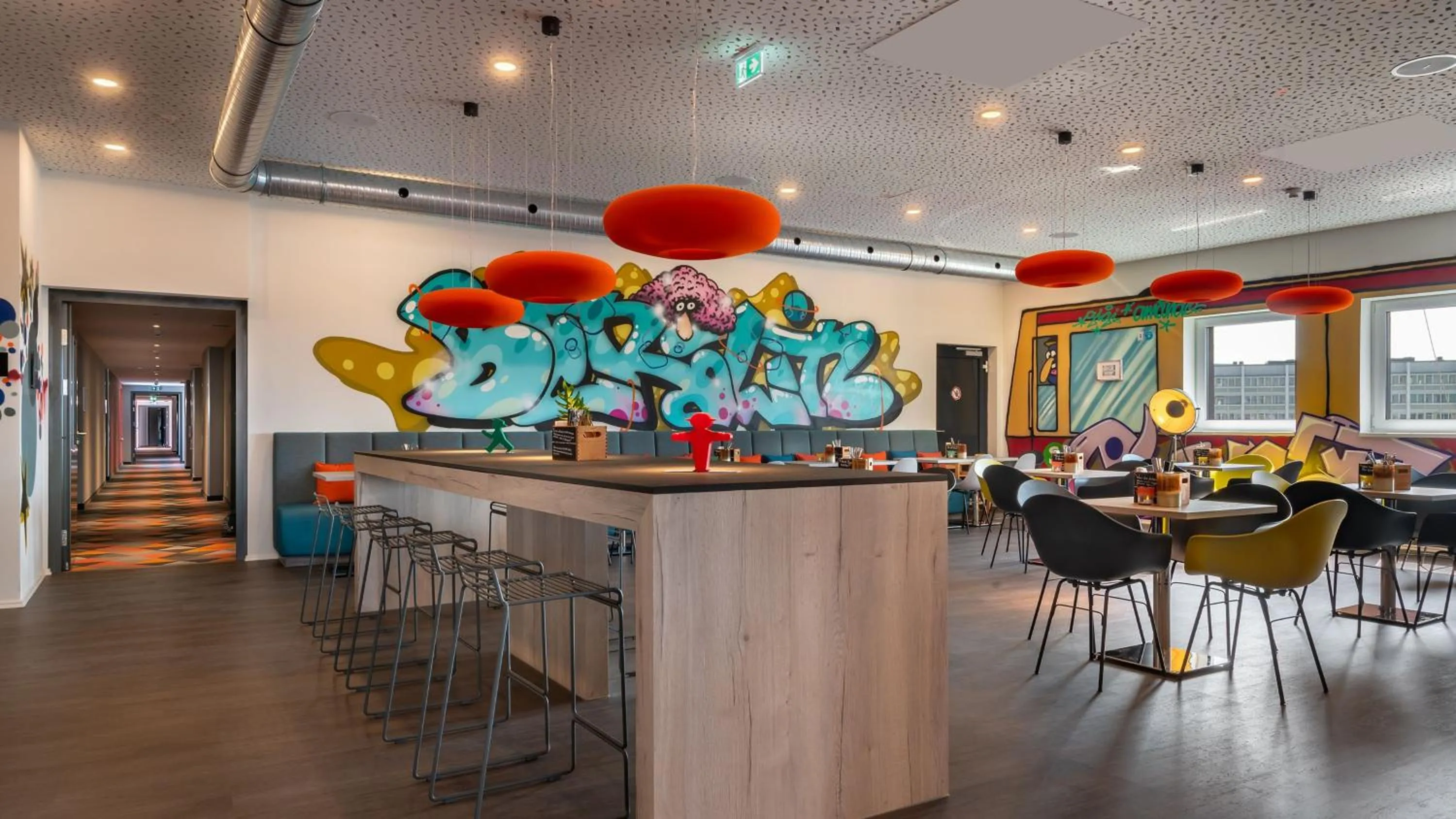 Breakfast in Holiday Inn - the niu, Hide Berlin Friedrichshain by IHG