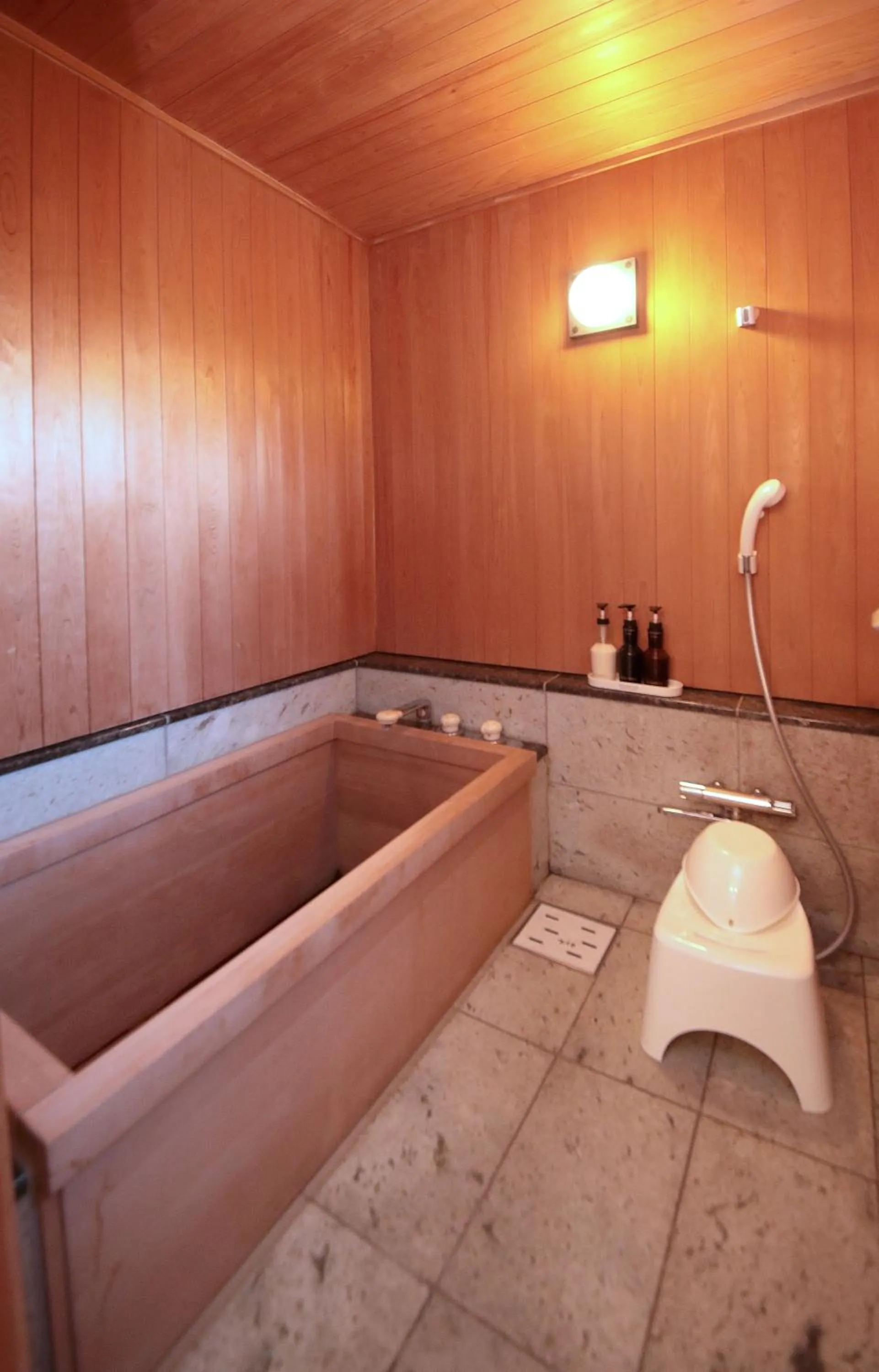 Shower in B&B Forest Shima