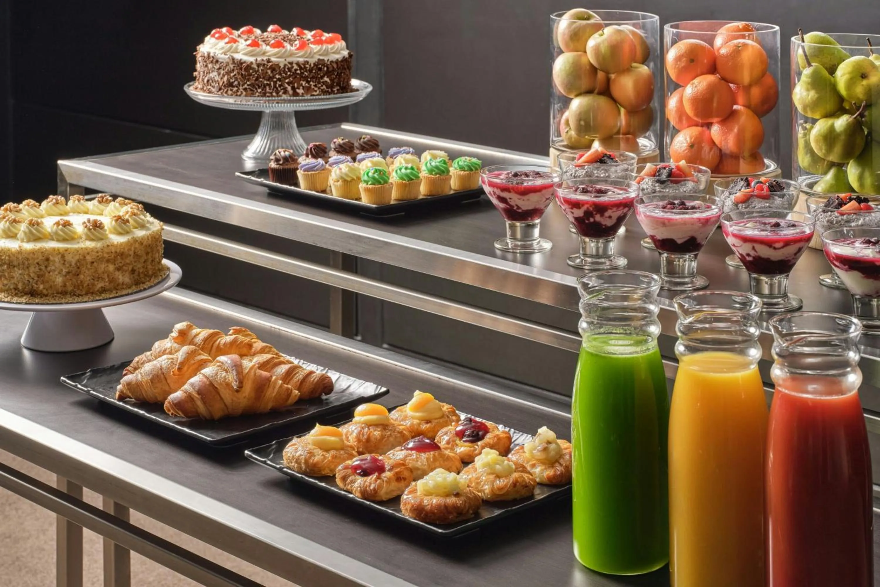 Meeting/conference room in Four Points by Sheraton Sydney, Central Park