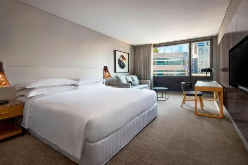 Bed in Four Points by Sheraton Sydney, Central Park
