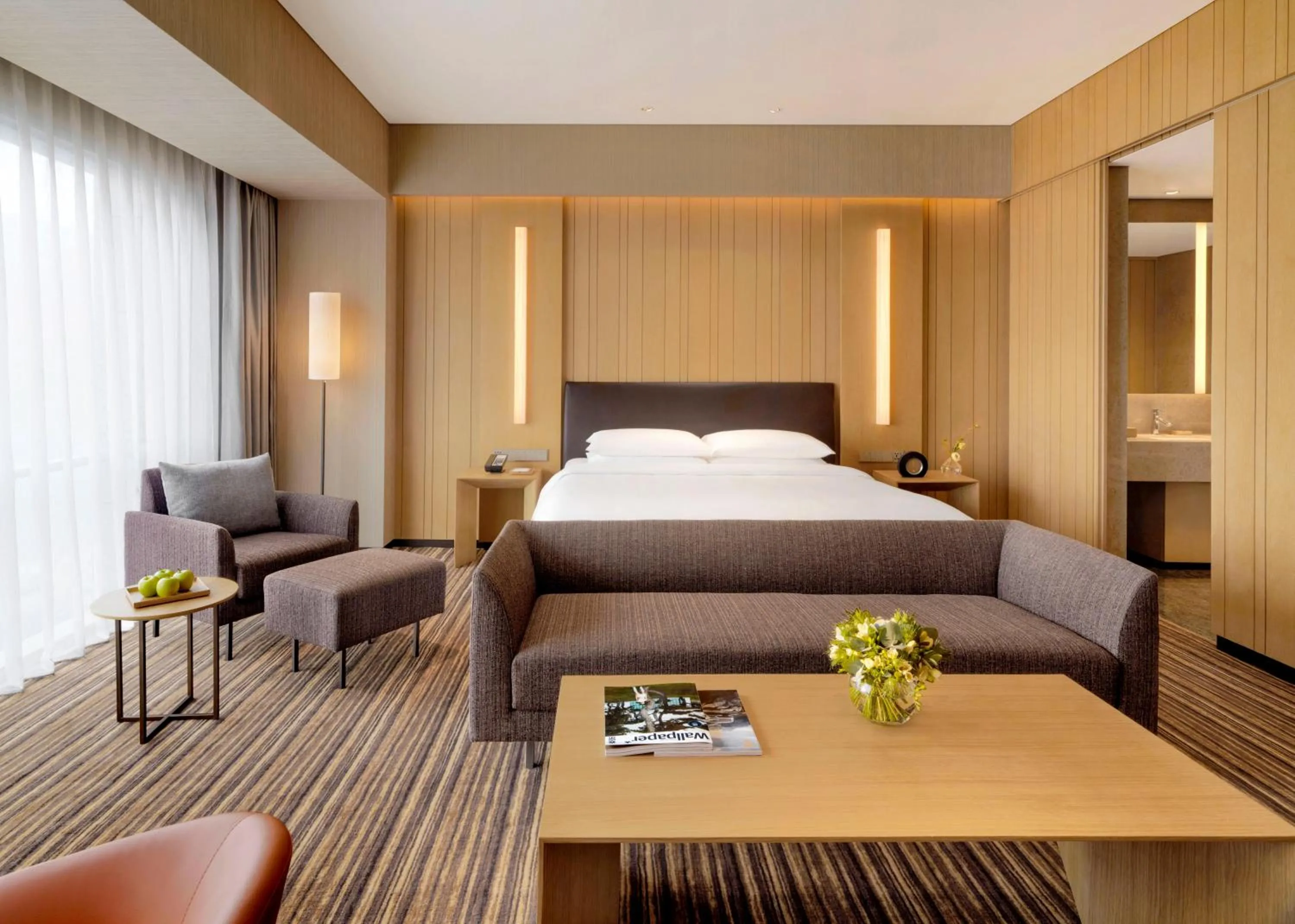 Photo of the whole room, Bed in Hyatt Regency Beijing Wangjing