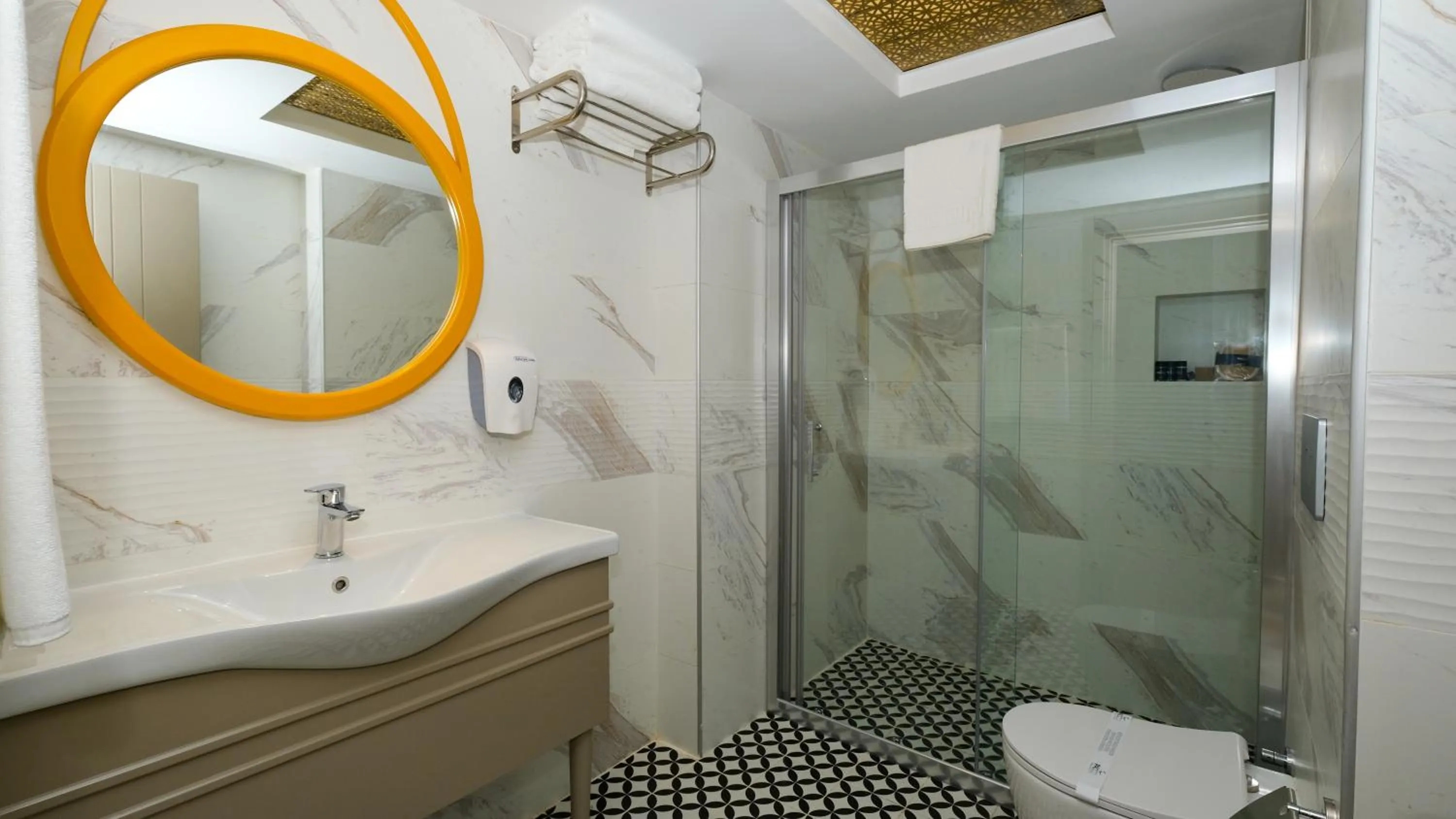 Bathroom in Sea City Devran Hotel & Spa