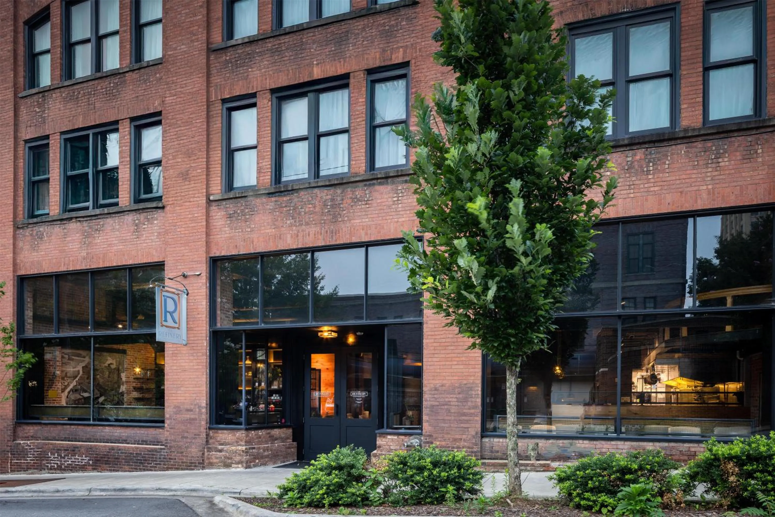 Foundry Hotel Asheville, Curio Collection By Hilton