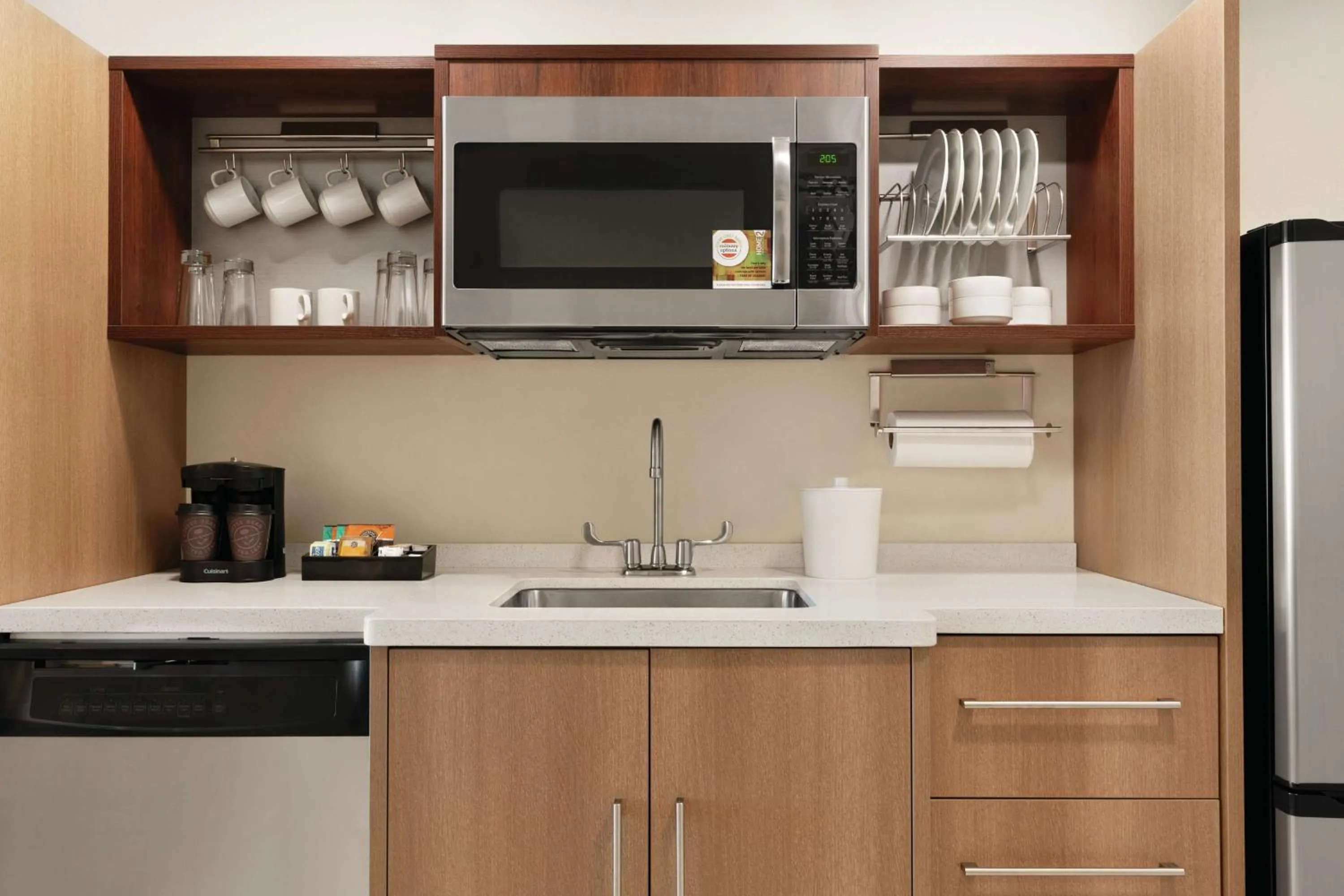Kitchen or kitchenette in Home2 Suites By Hilton Lancaster