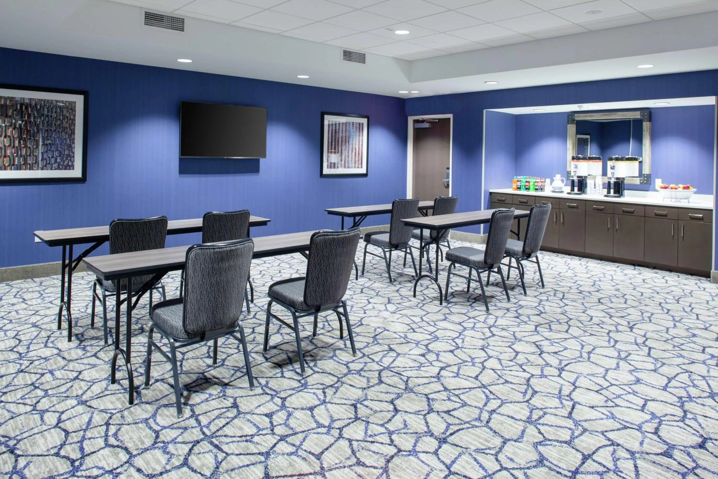 Meeting/conference room in Hampton Inn & Suites Overland Park South