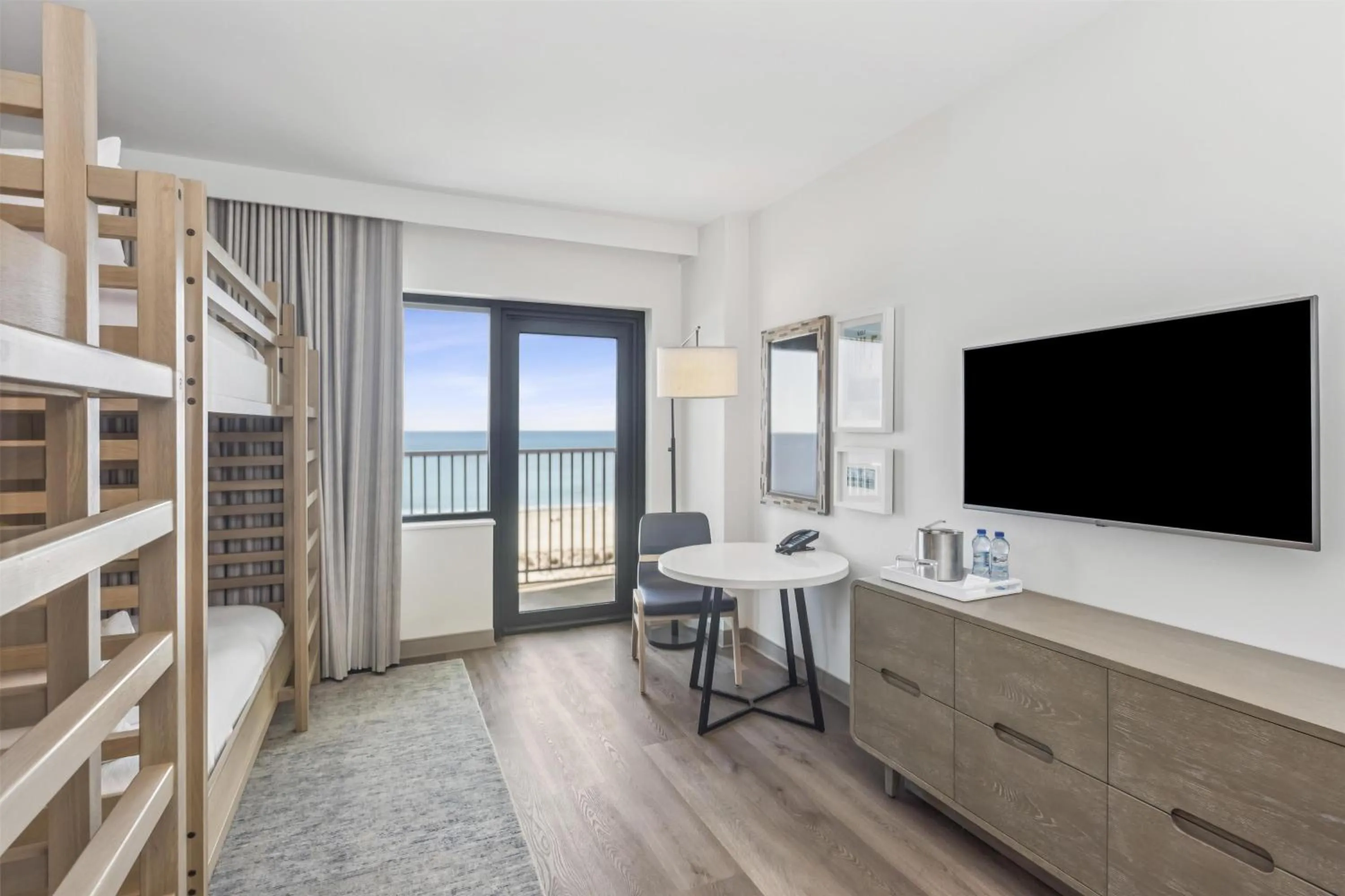 Bed in The Lodge at Gulf State Park, A Hilton Hotel