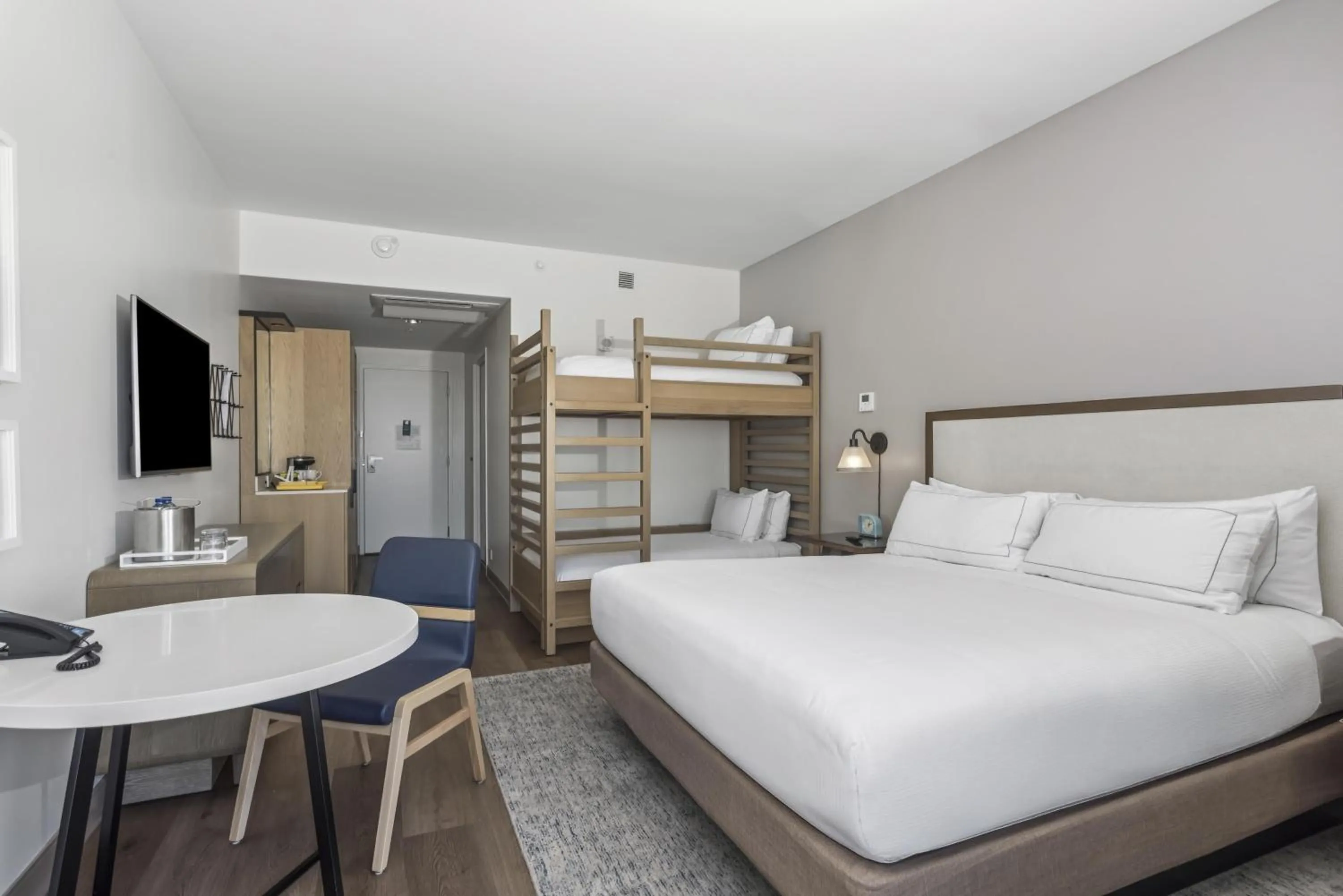 Bed in The Lodge at Gulf State Park, A Hilton Hotel