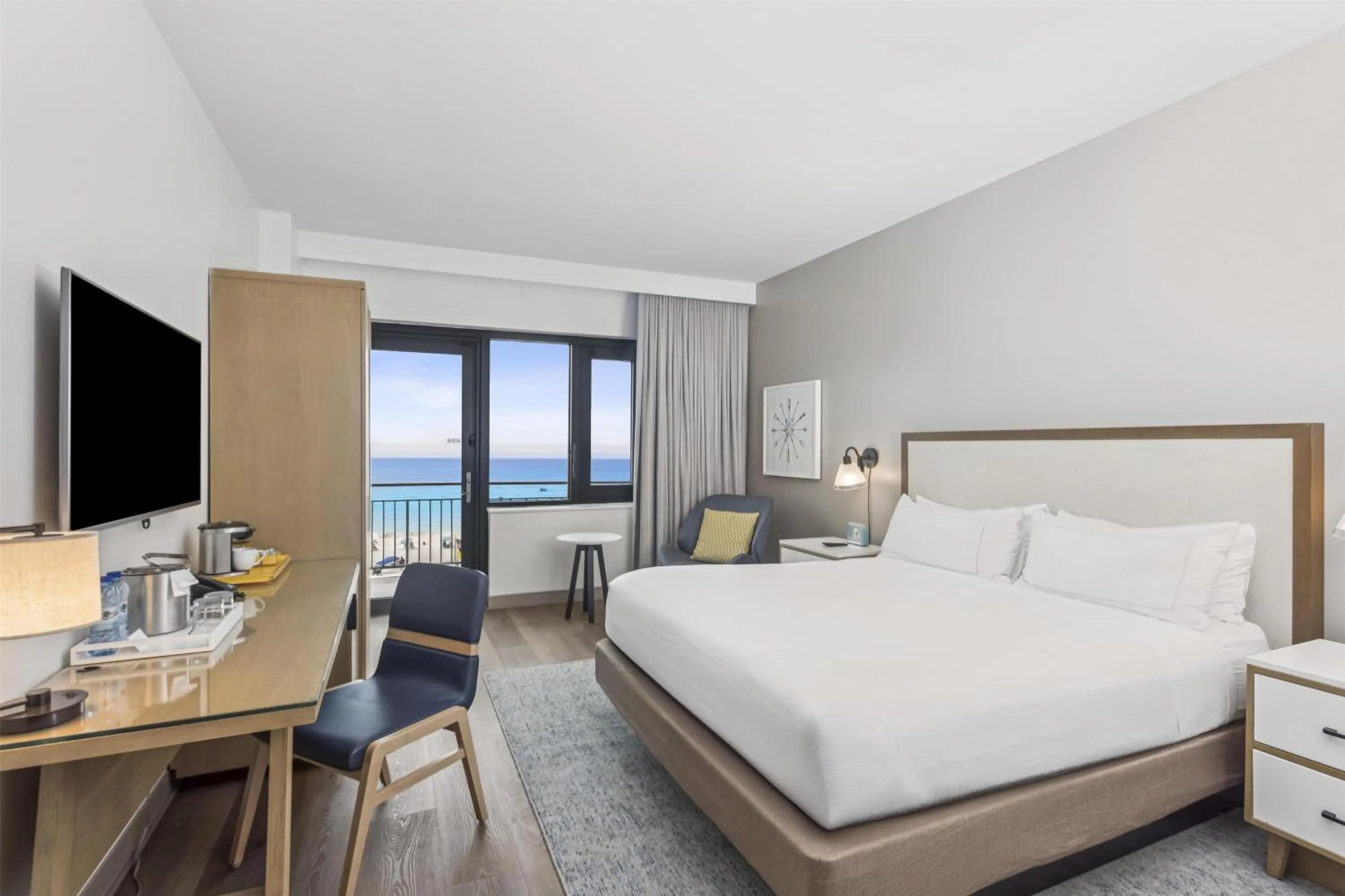 Bedroom, Bed in The Lodge at Gulf State Park, A Hilton Hotel