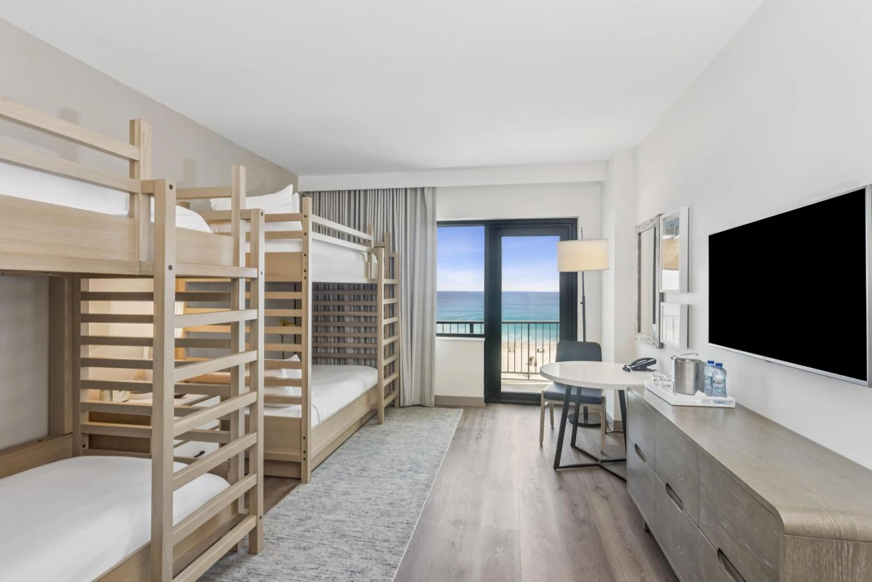 Bed in The Lodge at Gulf State Park, A Hilton Hotel