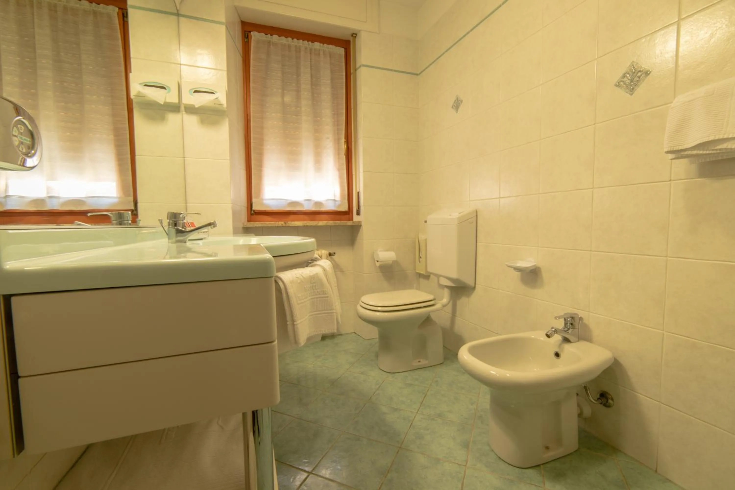 Bathroom in Hotel Beau Sejour Pré-Saint-Didier