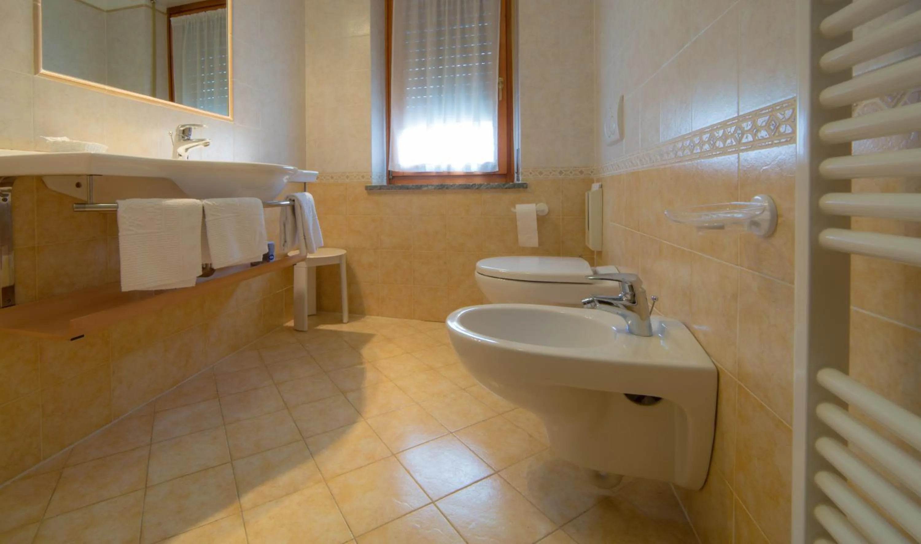 Bathroom in Hotel Beau Sejour Pré-Saint-Didier