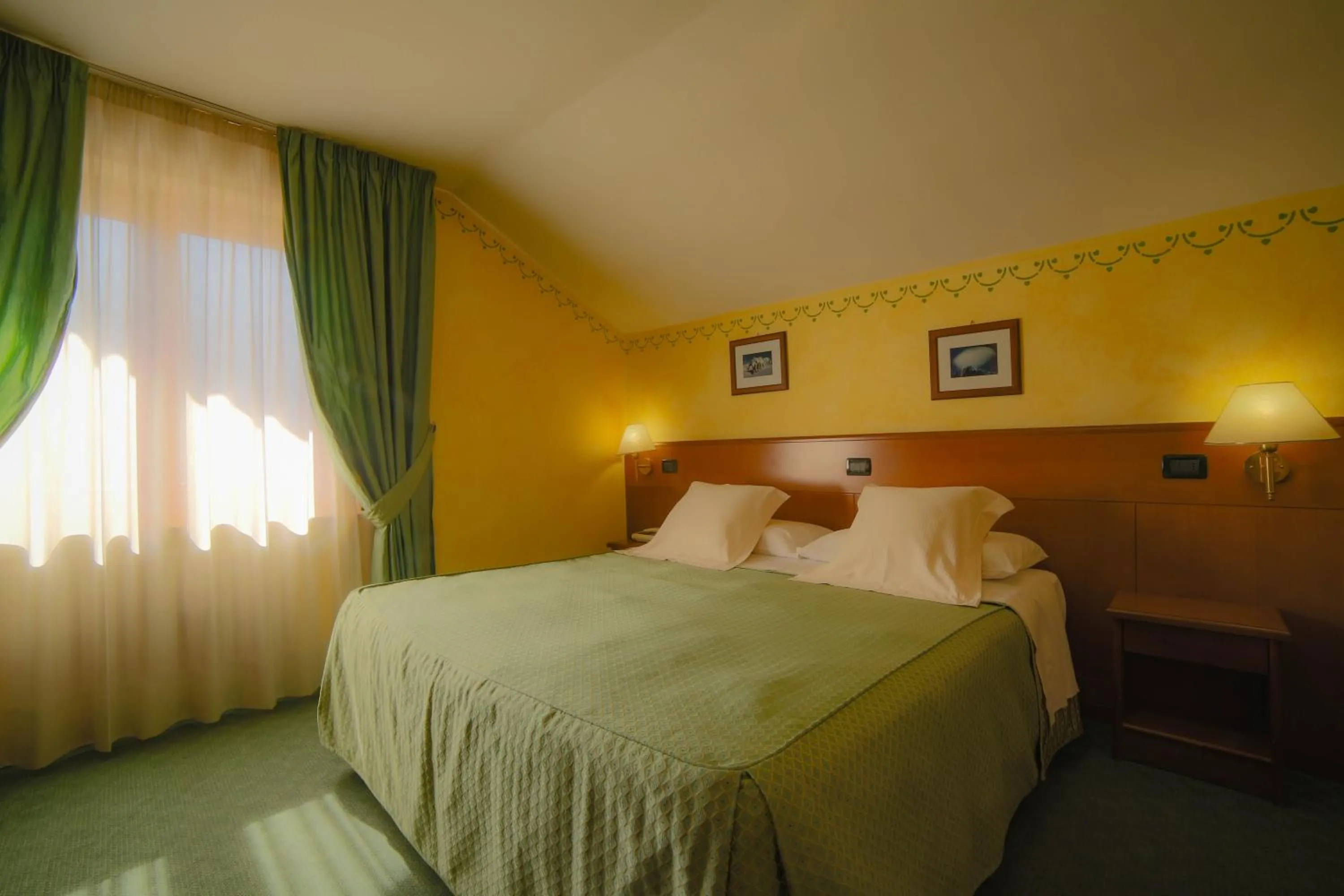 Bedroom, Bed in Hotel Beau Sejour Pré-Saint-Didier