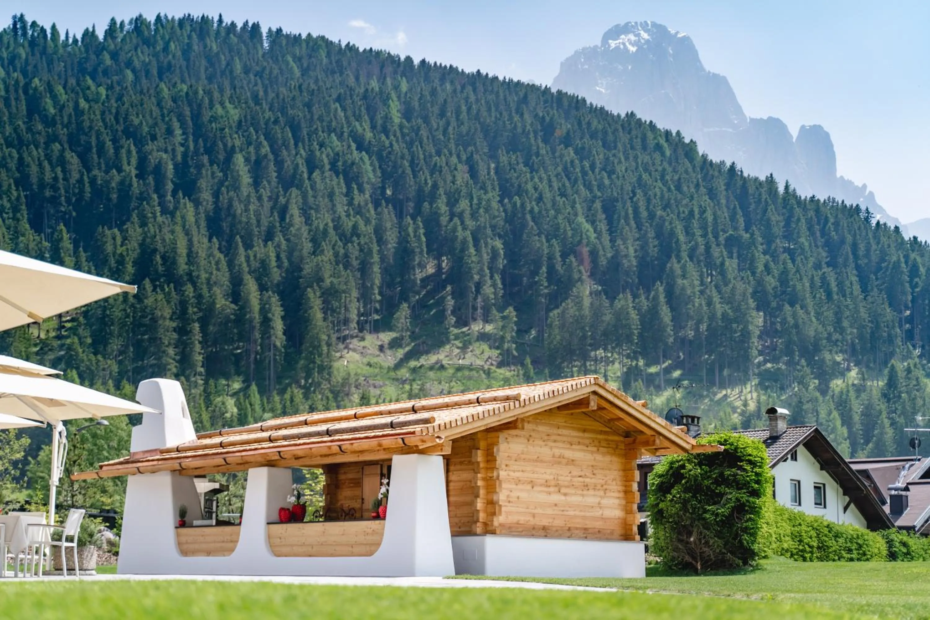 Garden in Hotel Alpenroyal - The Leading Hotels of the World