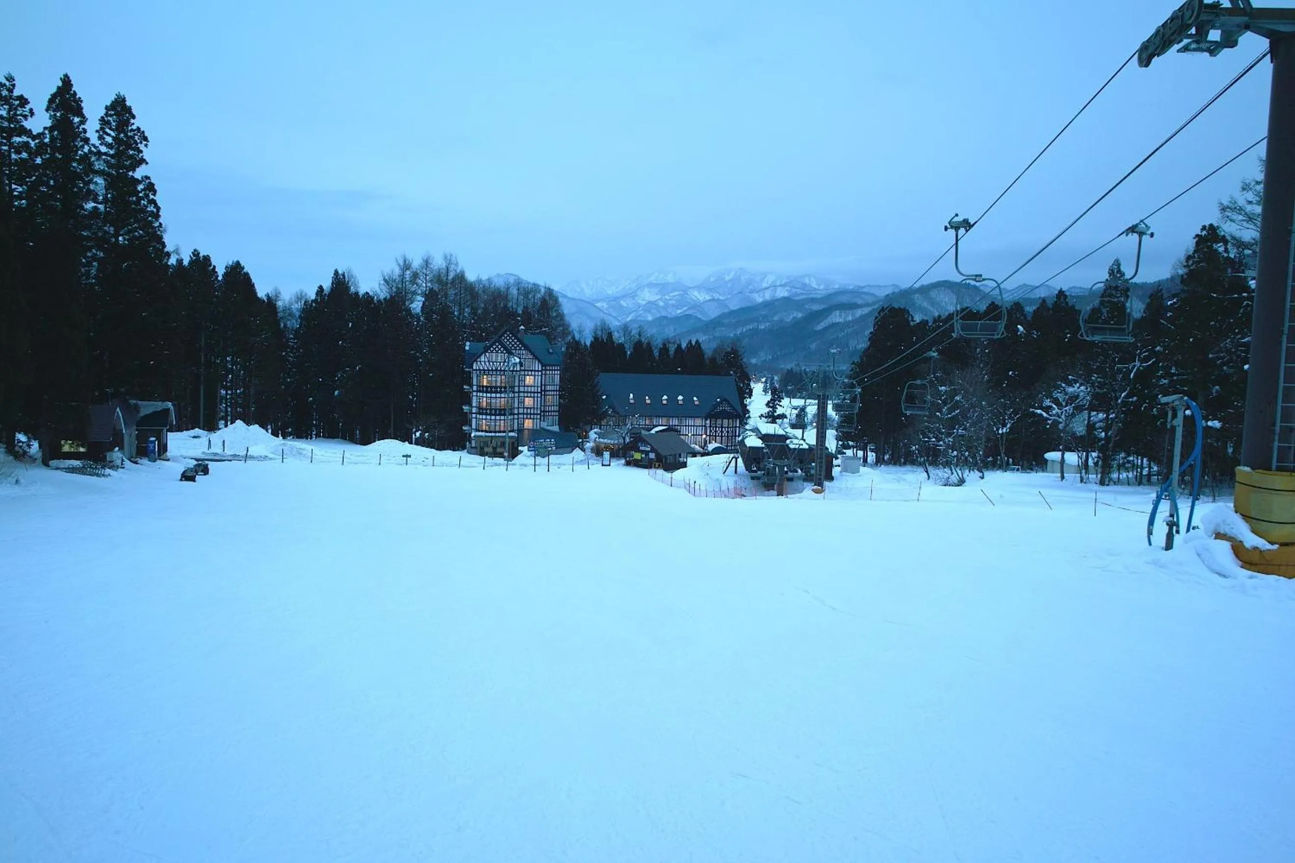 Facade/entrance in Hakuba Sun Valley Hotel