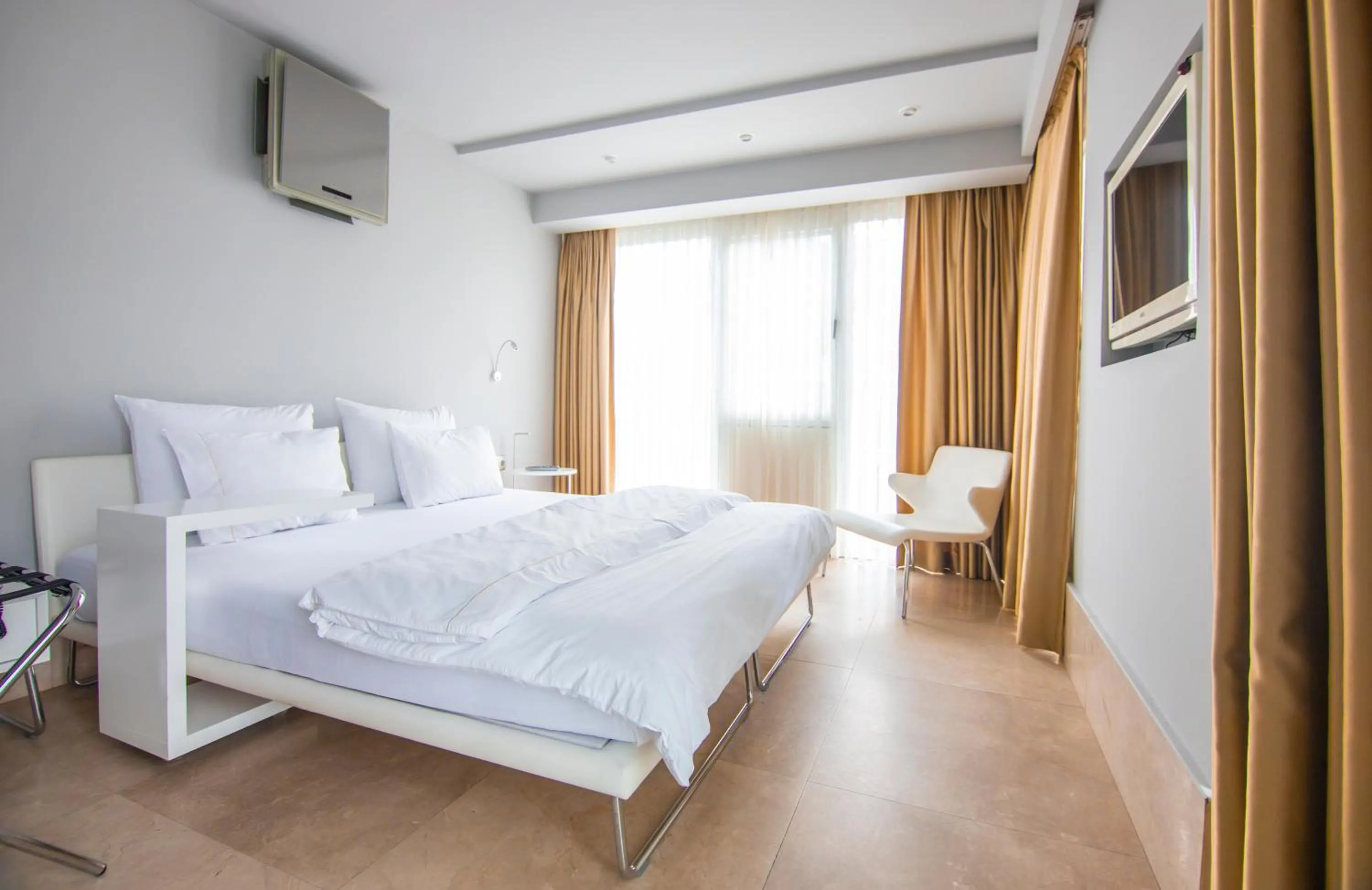 Bed in Venn Boutique Hotel