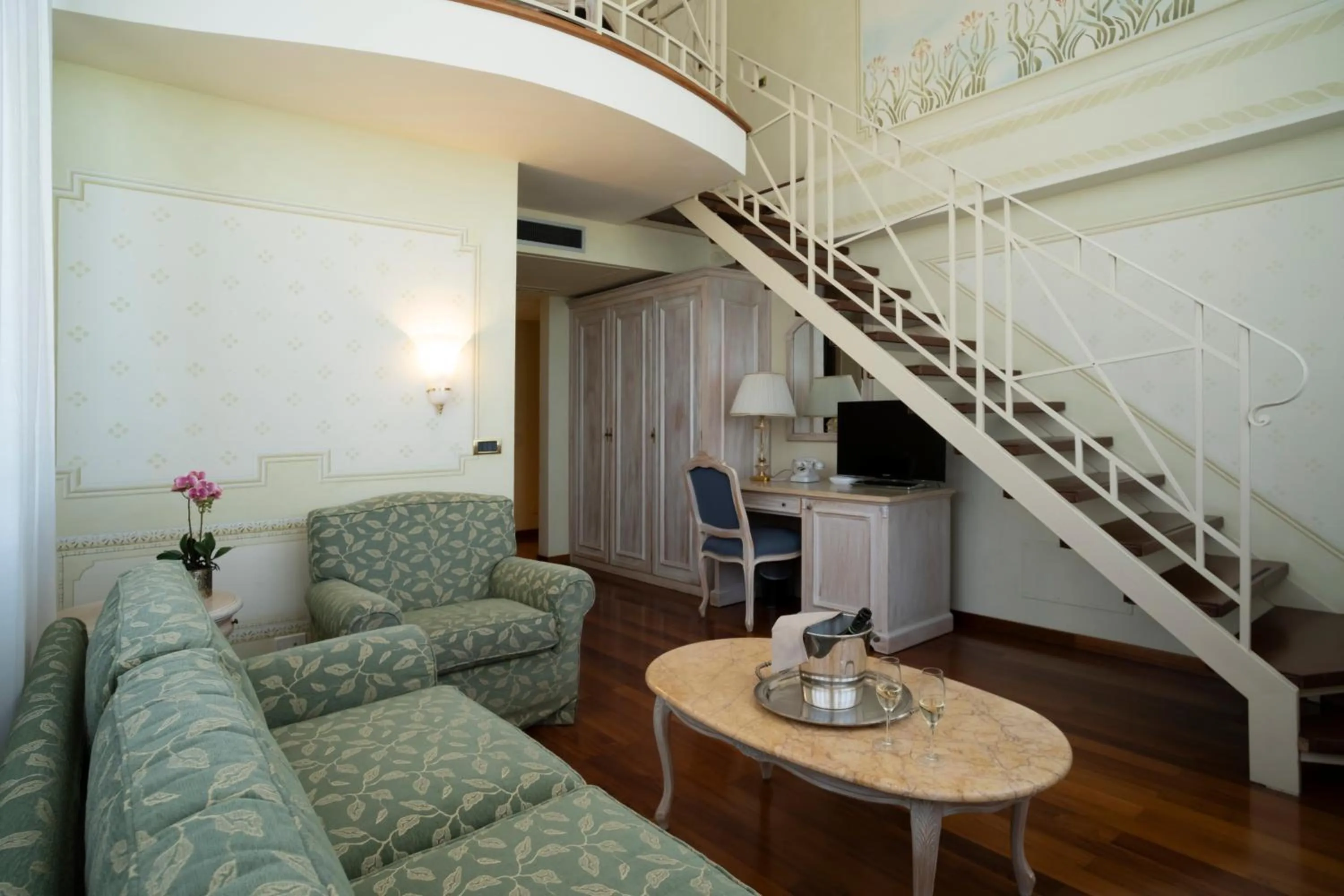 Living room in Suite Hotel Nettuno