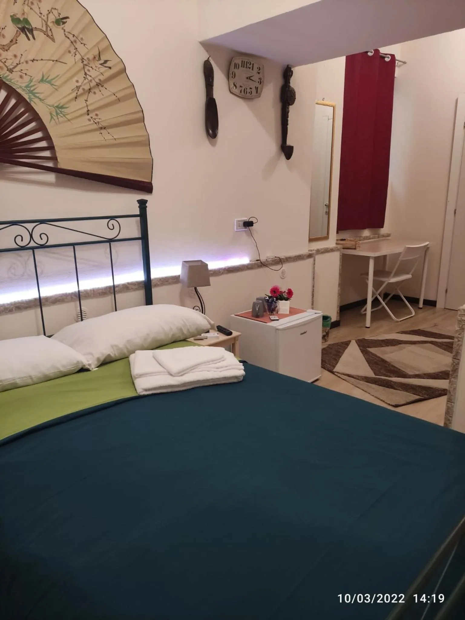 Bed in The Artist's Home Catania Centro