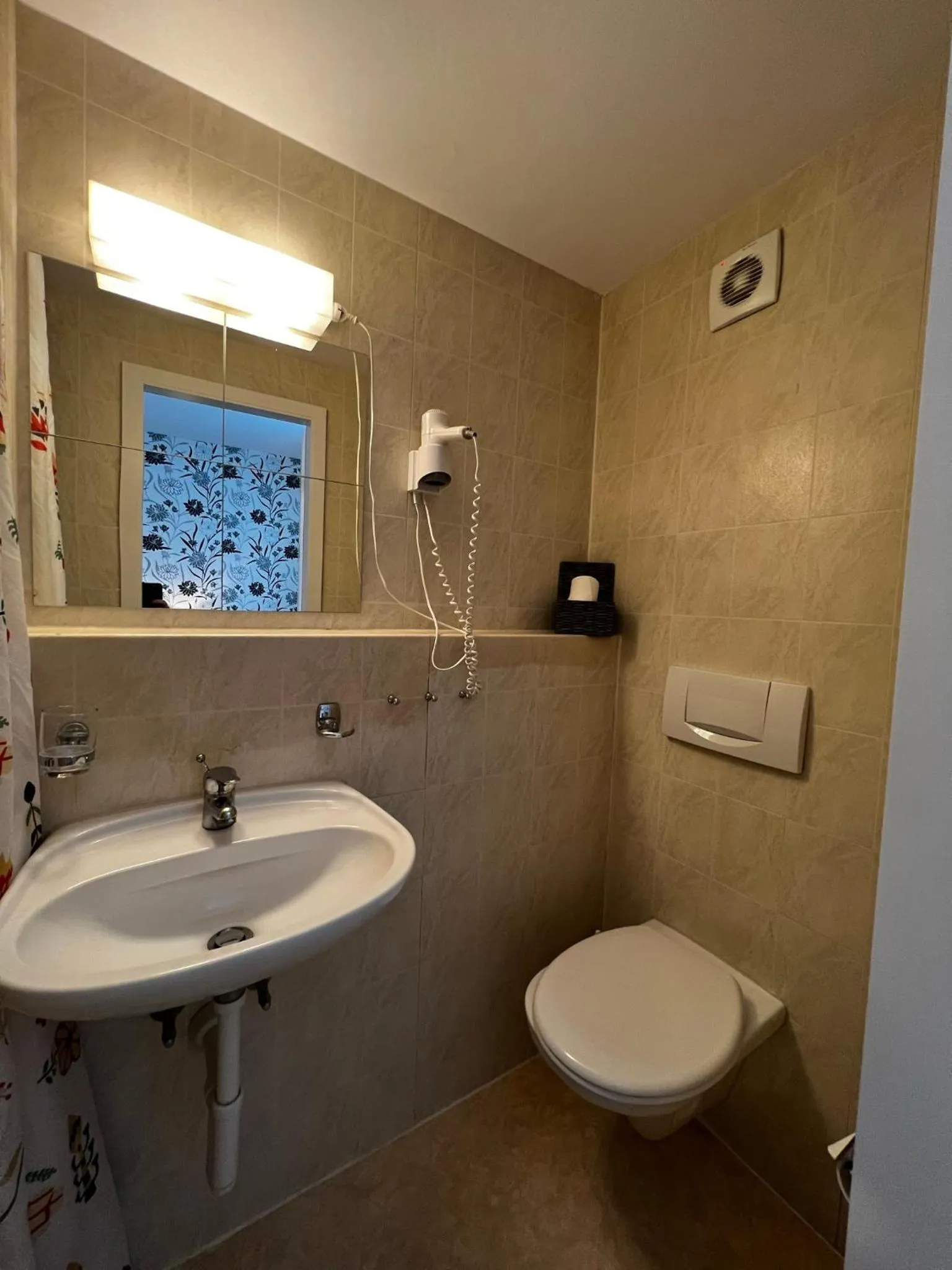 Bathroom in smartroom Rössli Hunzenschwil