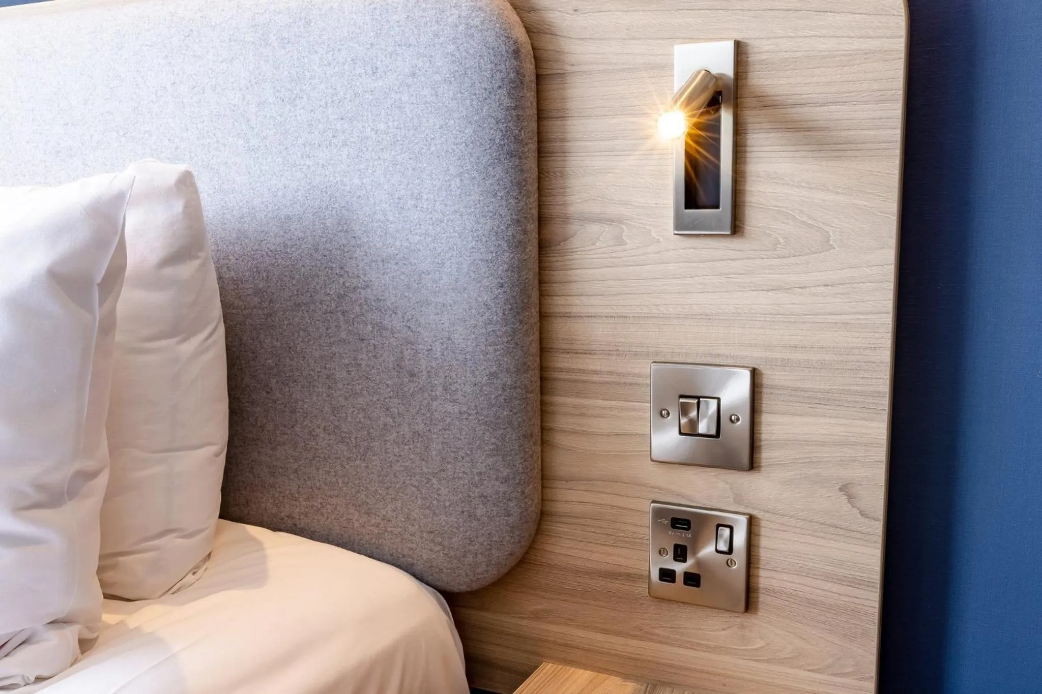 Photo of the whole room, Bed in Holiday Inn Express Norwich by IHG