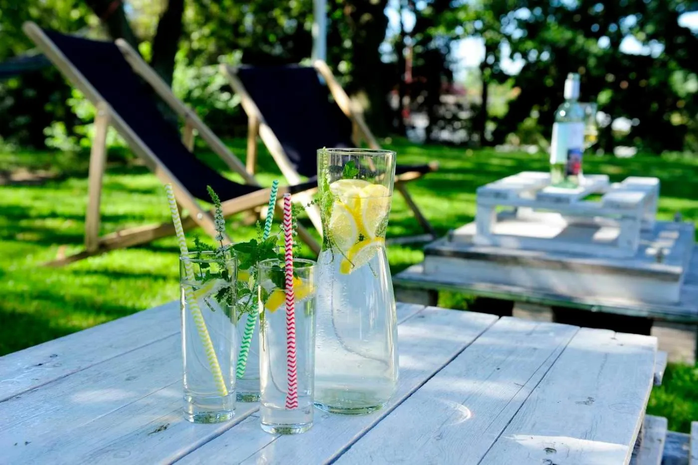 Summer in Hotel Preemier