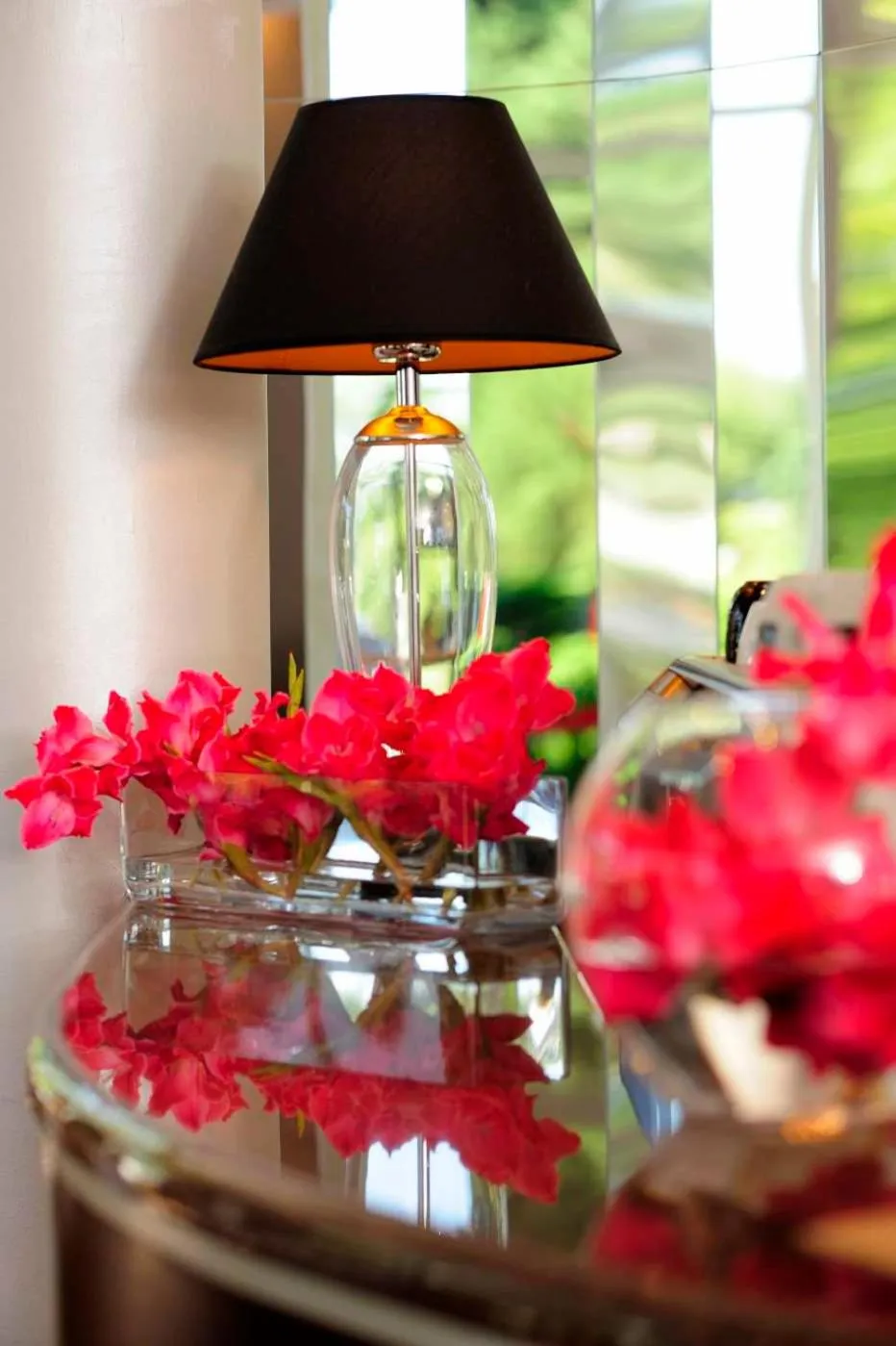 Restaurant/places to eat in Hotel Preemier