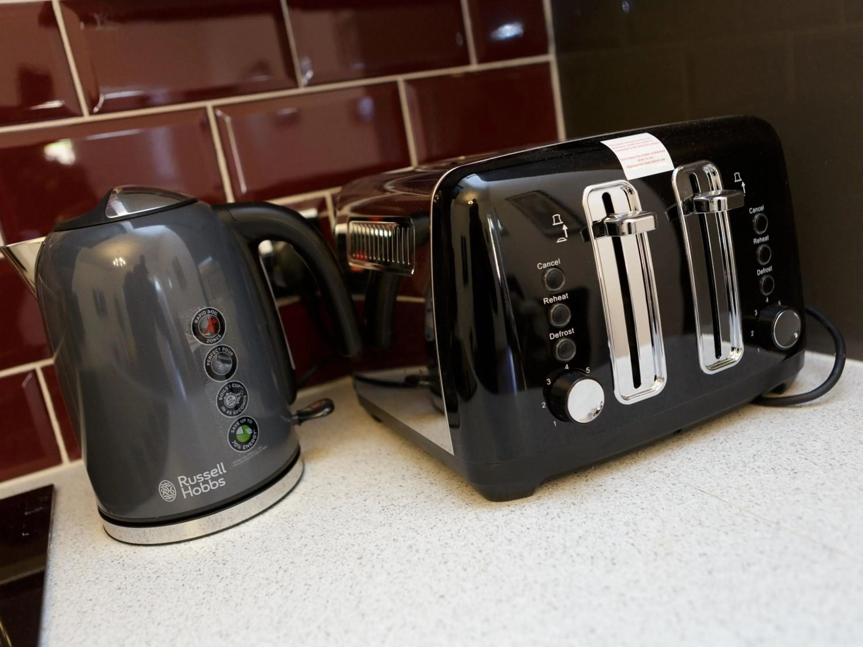 Kitchen or kitchenette in Live in Leeds Greenhill Bungalows