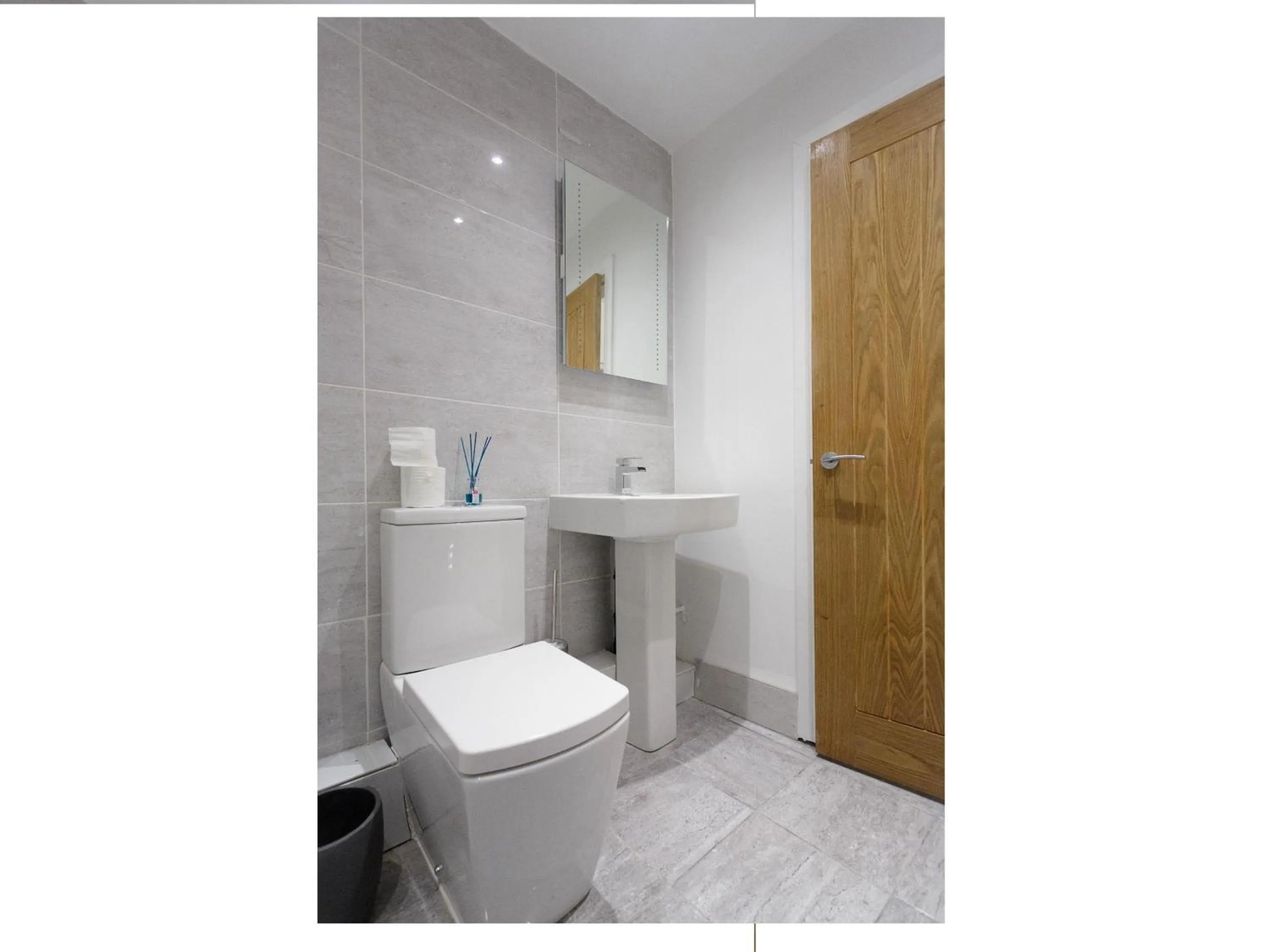 Bathroom in Live in Leeds Greenhill Bungalows