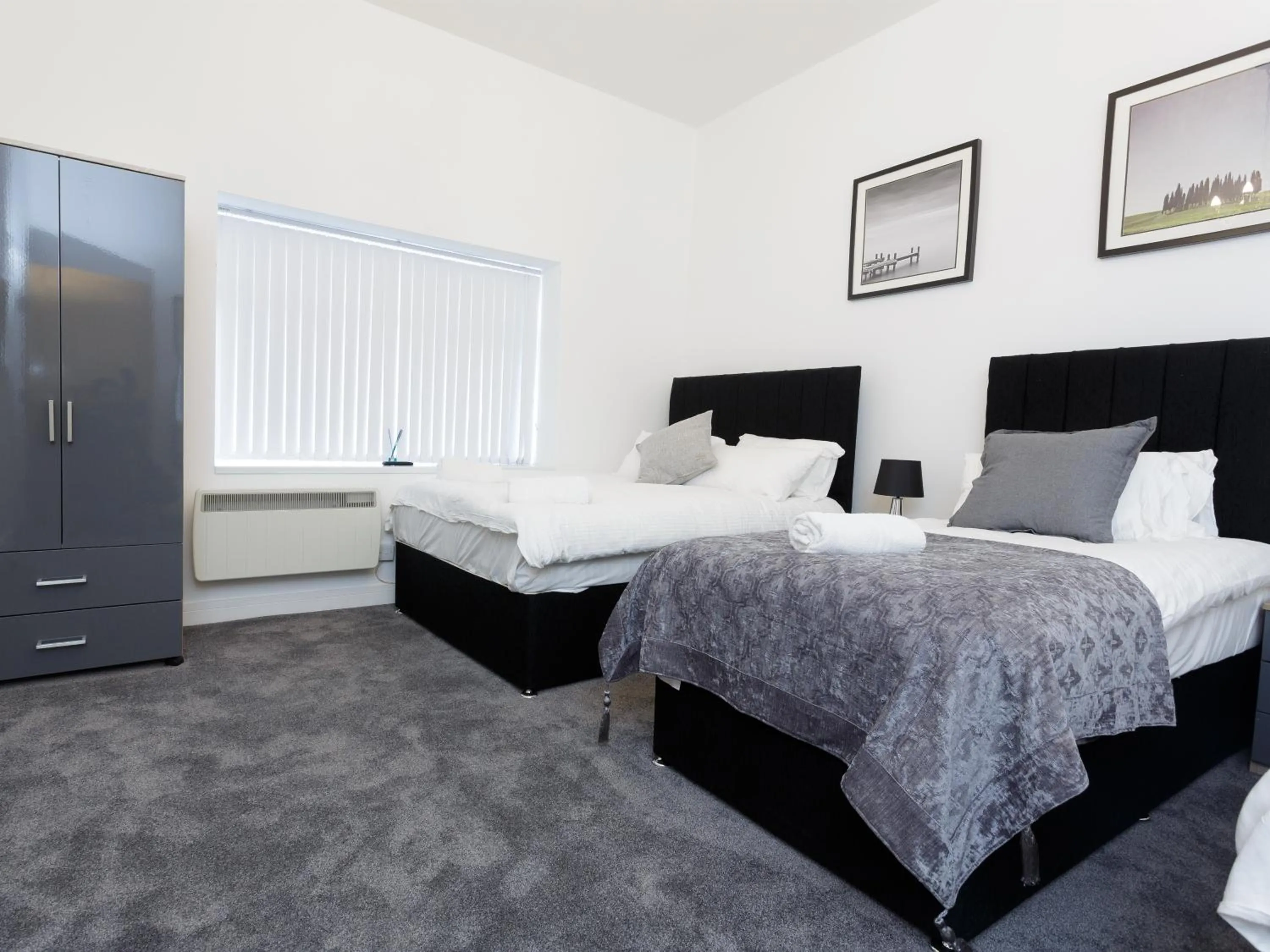 Bedroom, Bed in Live in Leeds Greenhill Bungalows
