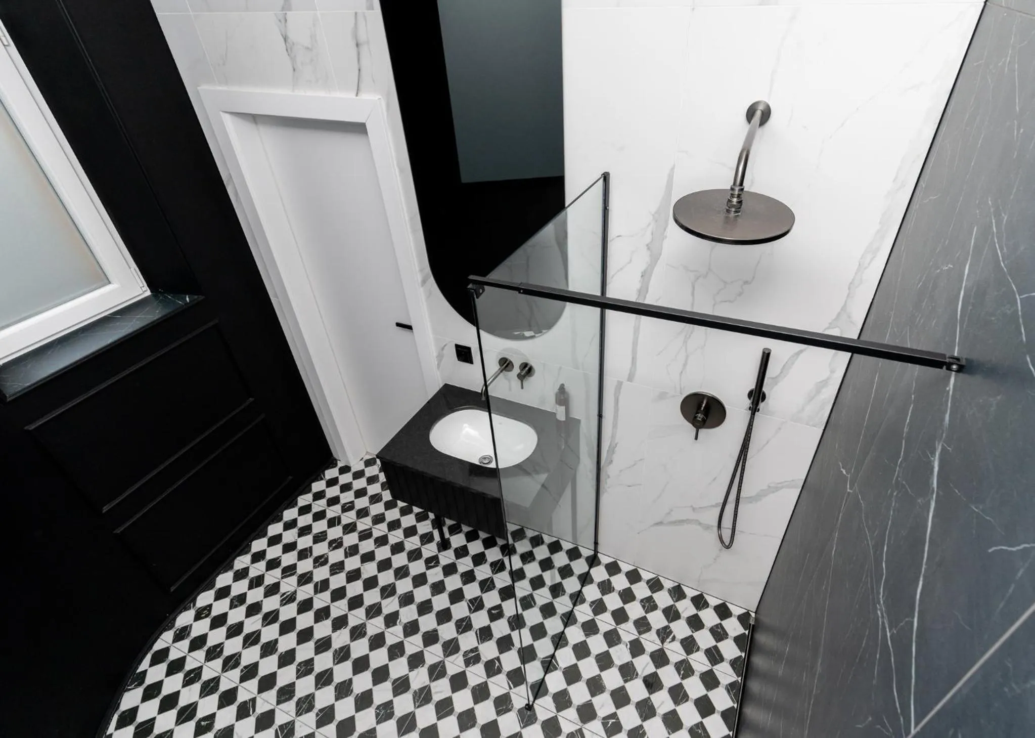 Shower in Wawel Boutique Residence - Krakow Old Town