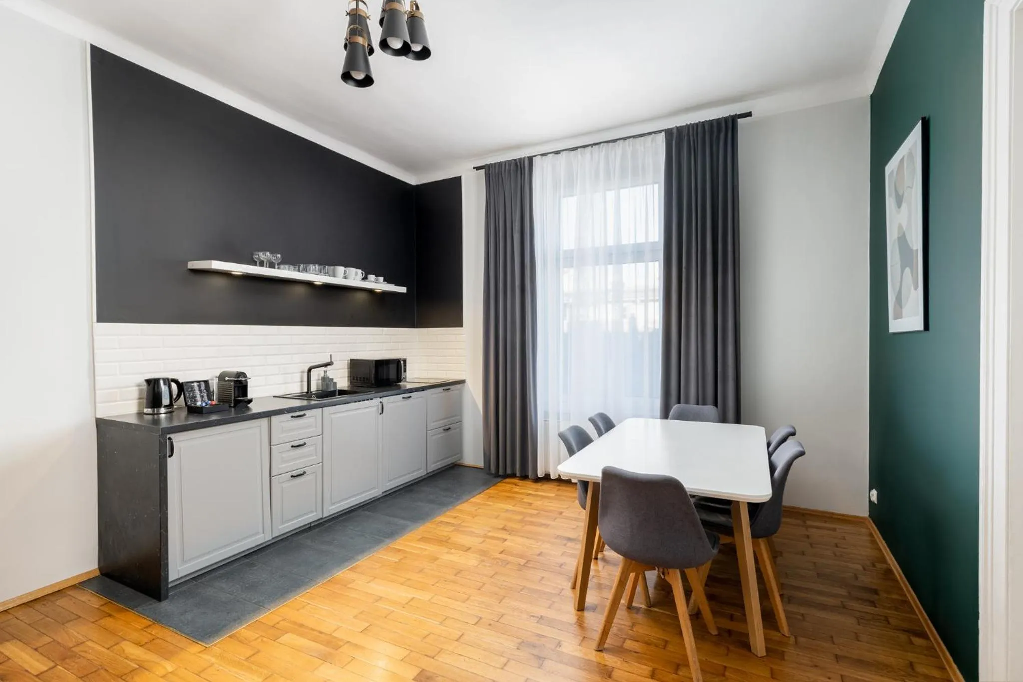 Kitchen or kitchenette in Wawel Boutique Residence - Krakow Old Town
