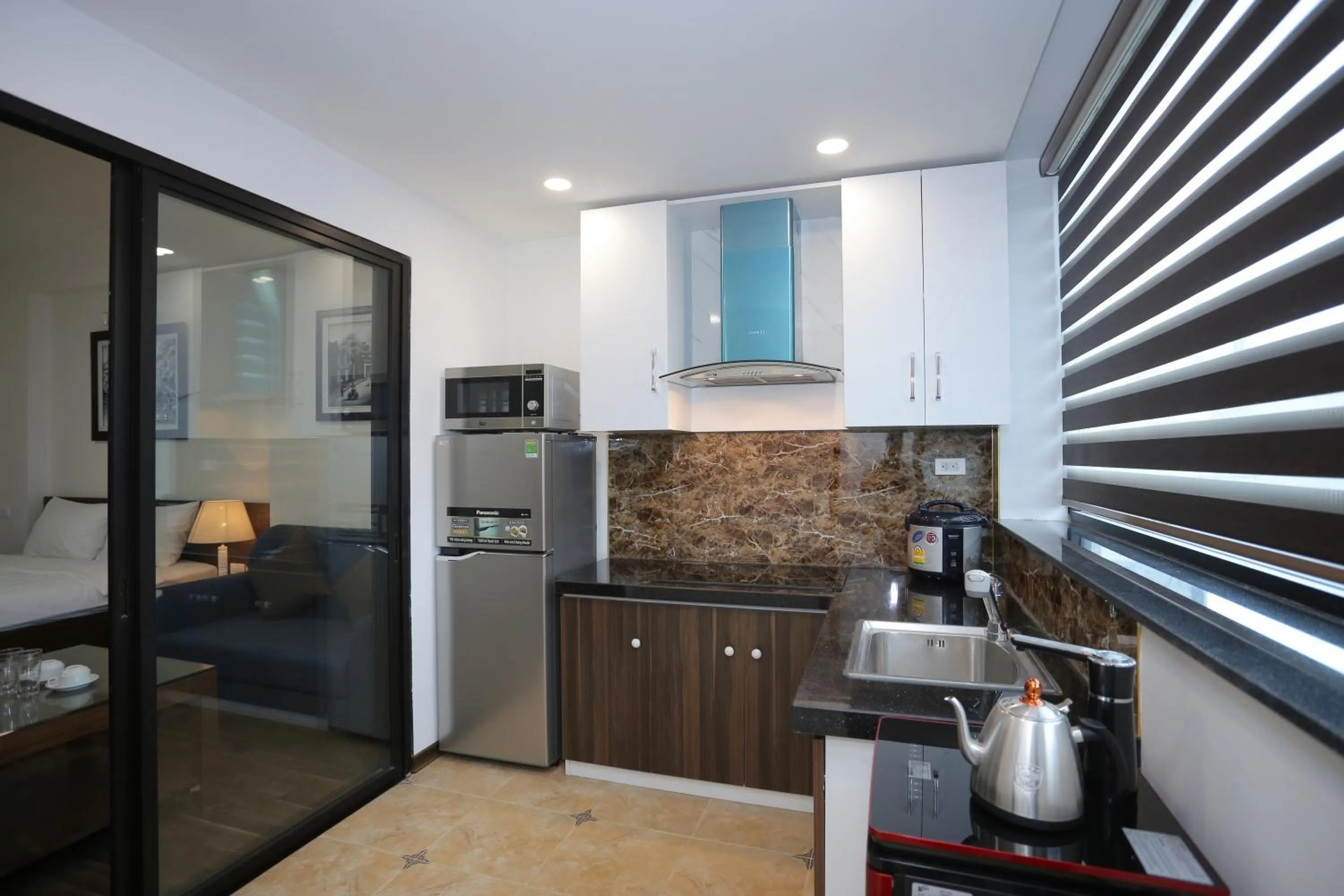 Kitchen or kitchenette in Cat Linh ARL55 Hotel