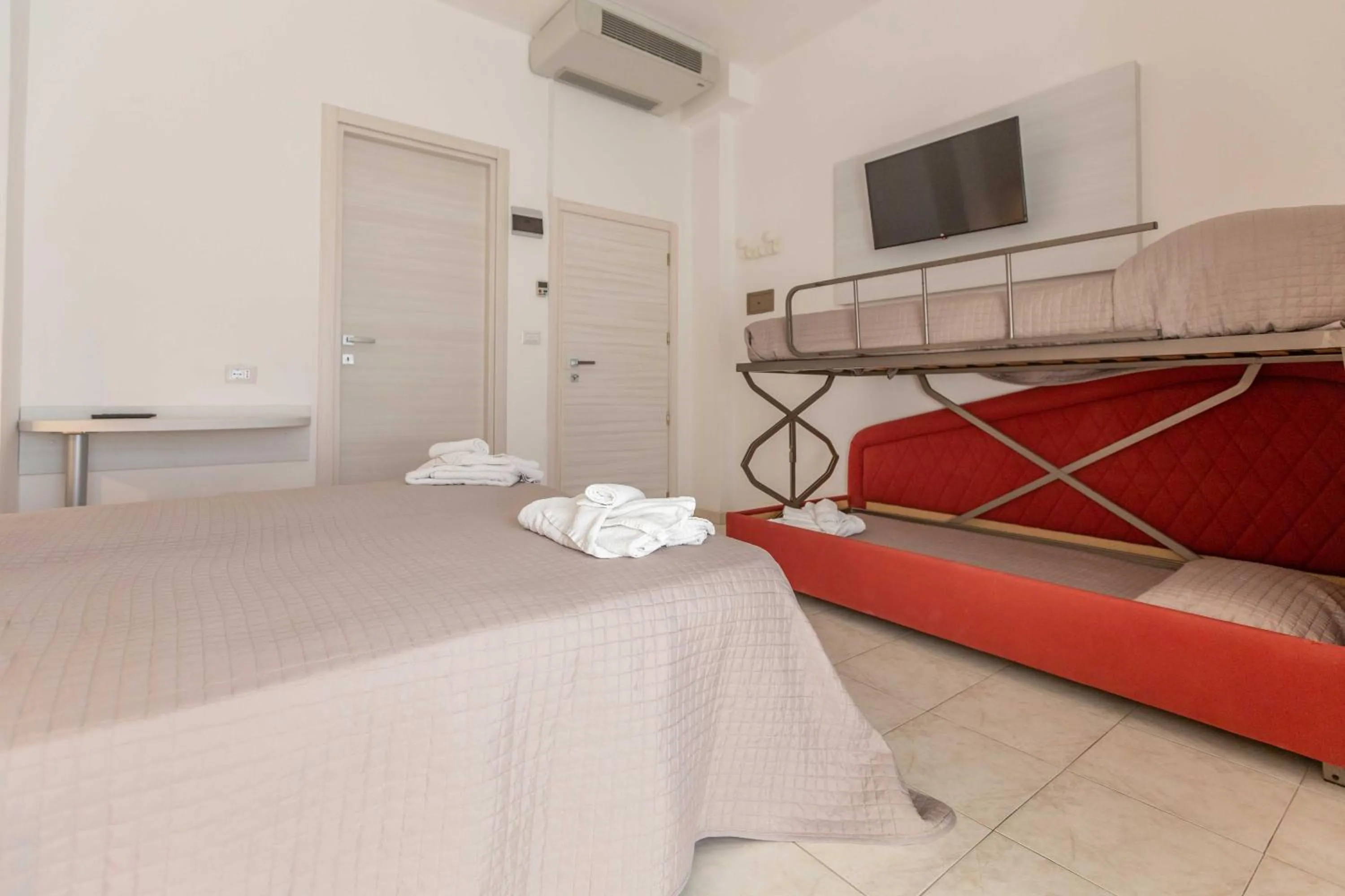 Bed in Hotel Ribot