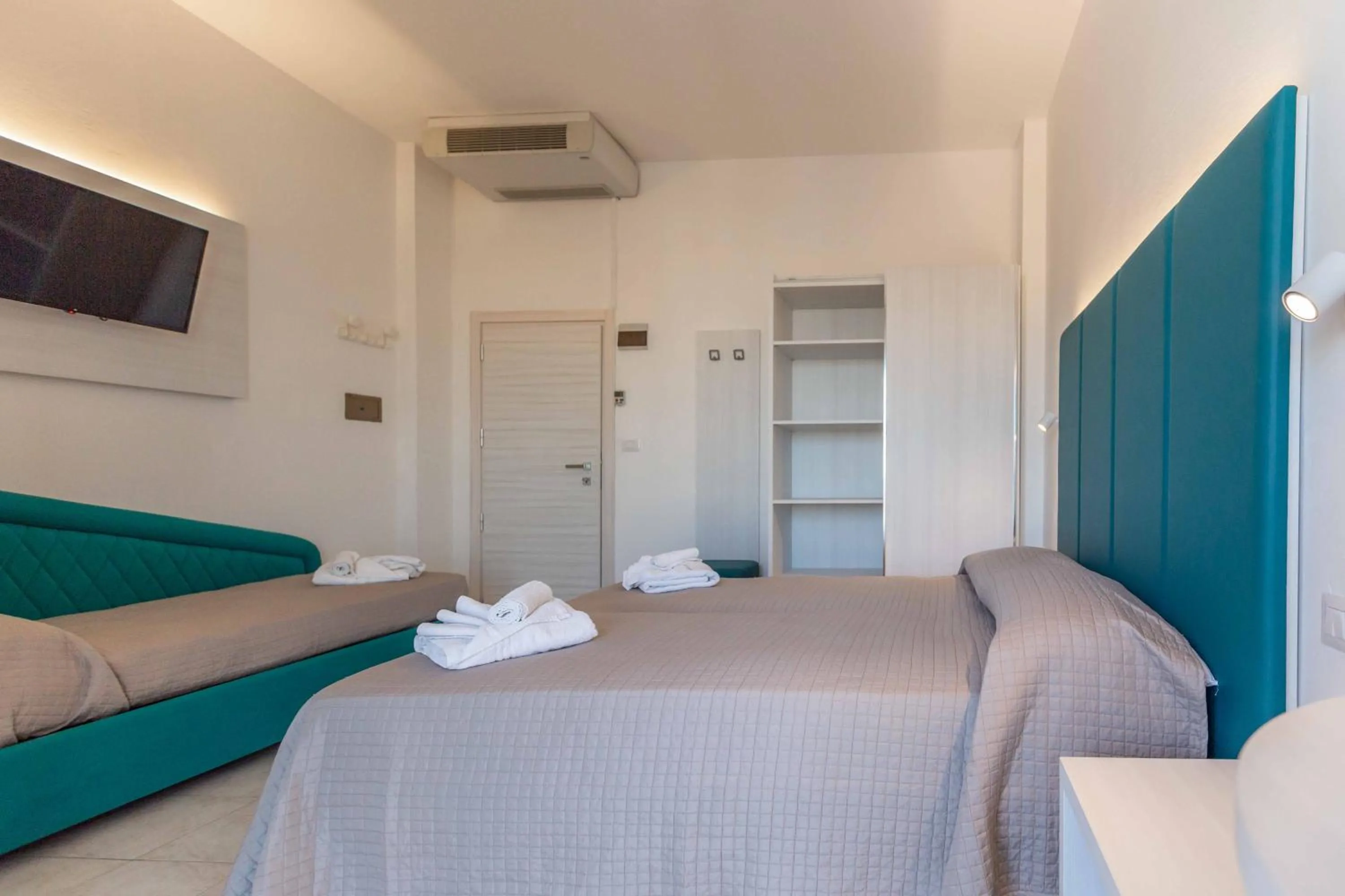 Bed in Hotel Ribot