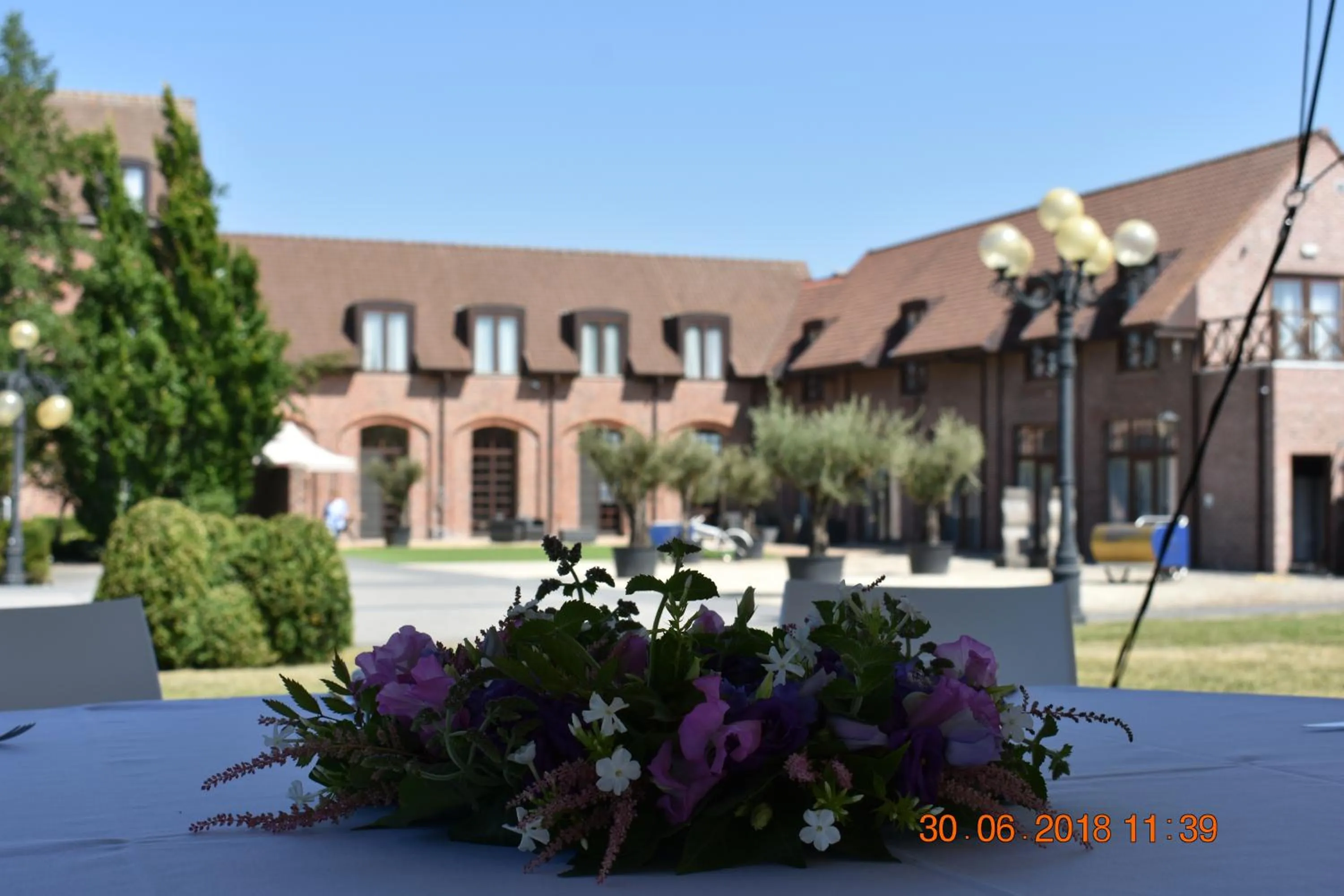 Property building in Hotel De Pupiter