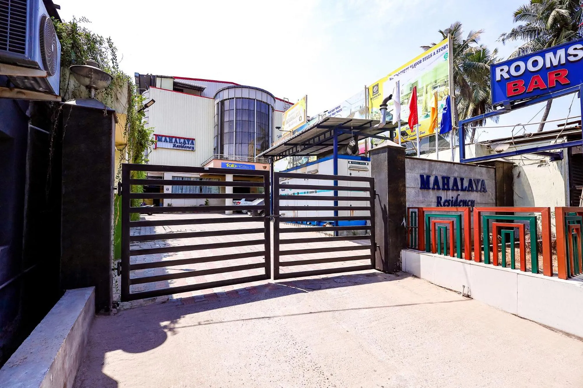 Facade/entrance in Fabhotel Prime Mahalaya Residency - Nr Pallavaram Railway Station