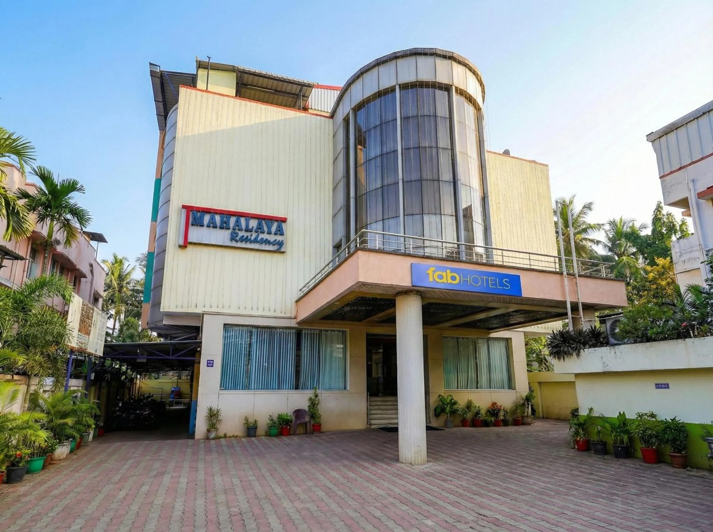 Facade/entrance in Fabhotel Prime Mahalaya Residency - Nr Pallavaram Railway Station