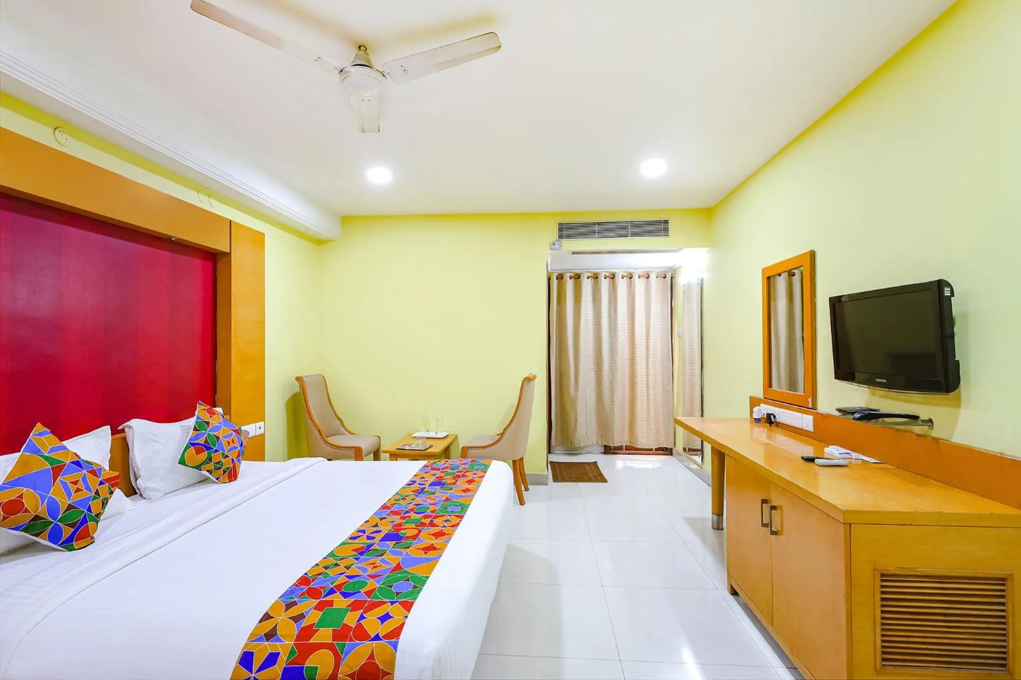 Bed in Fabhotel Prime Mahalaya Residency - Nr Pallavaram Railway Station